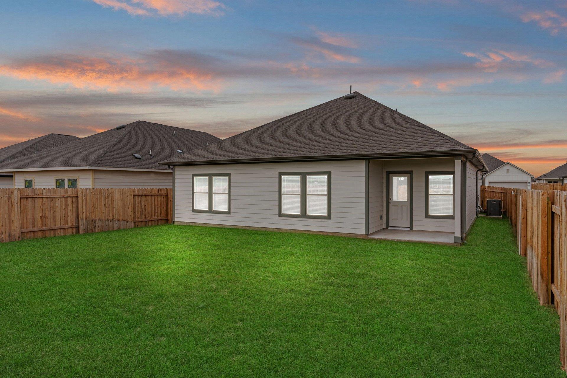 145 Ayres Horn, Cedar Creek, TX 78612