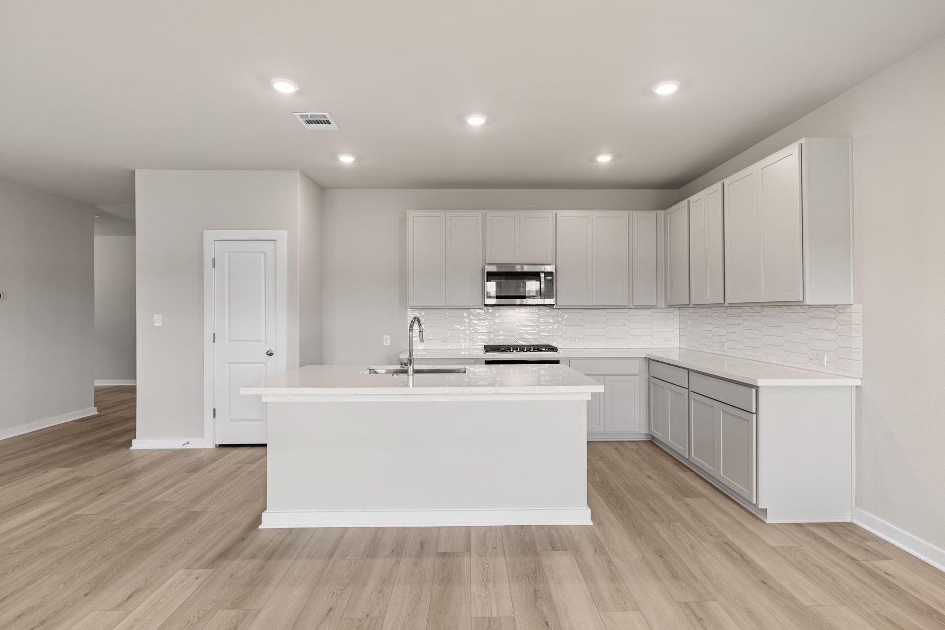 145 Ayres Horn, Cedar Creek, TX 78612