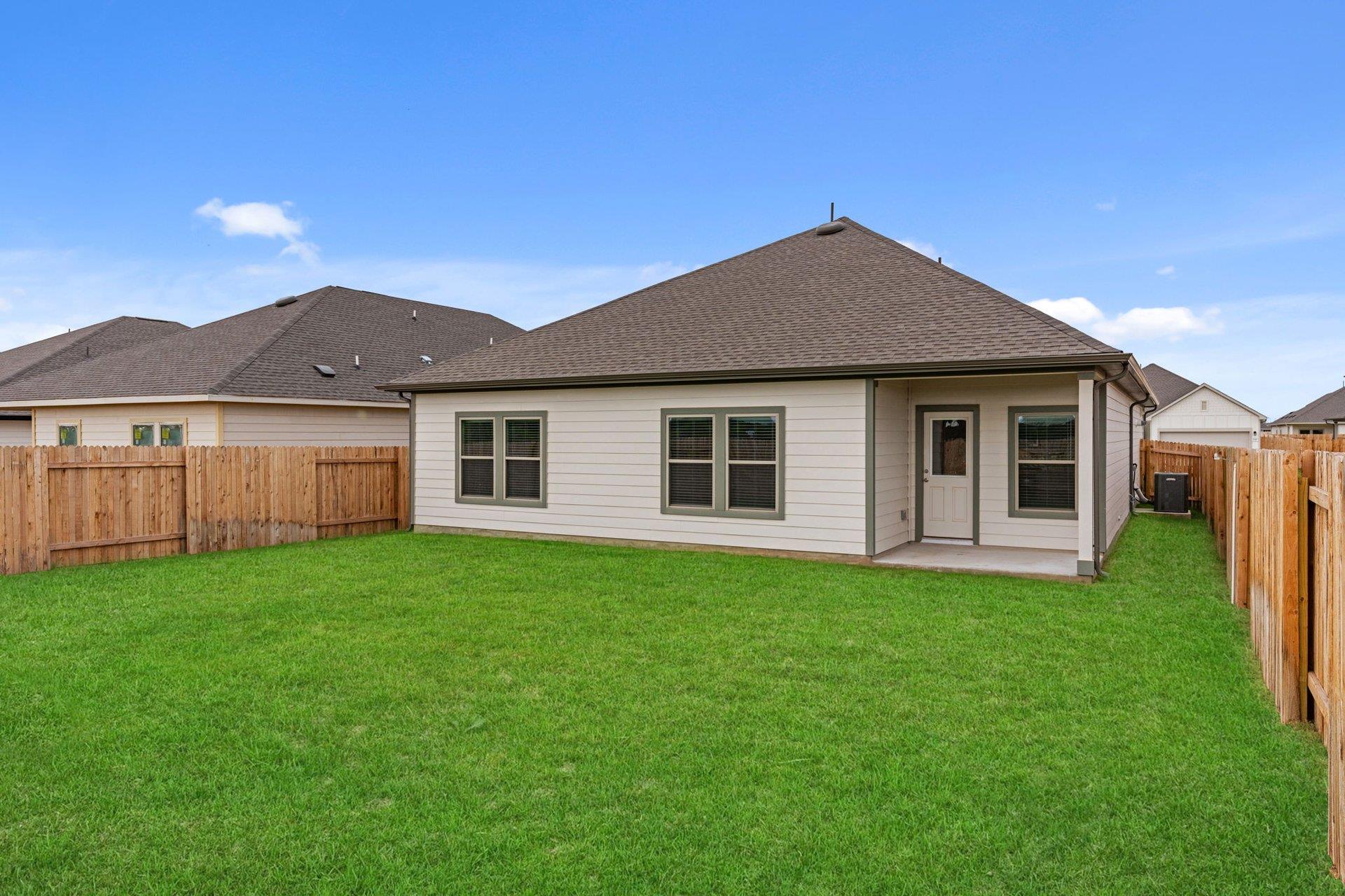 145 Ayres Horn, Cedar Creek, TX 78612