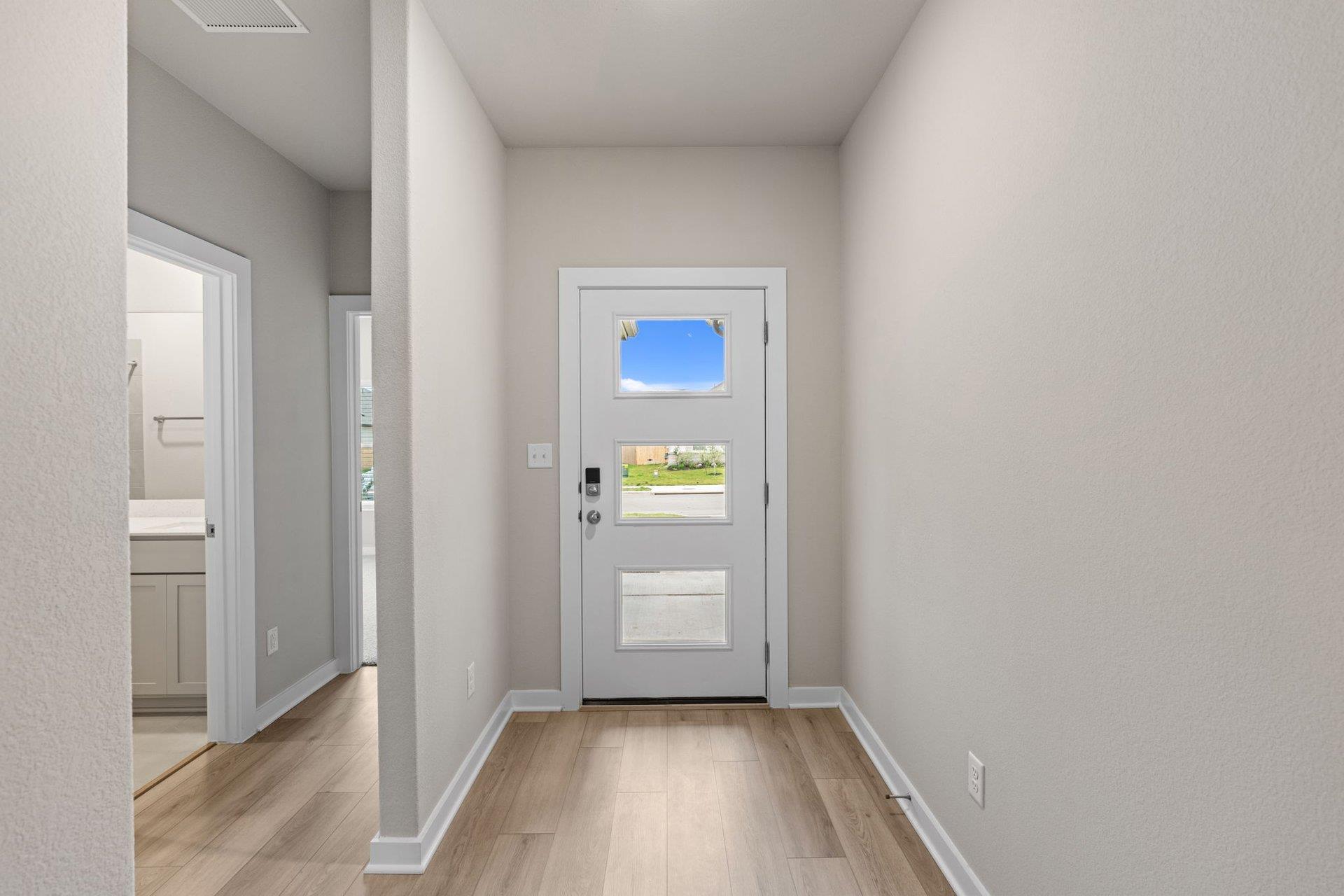 145 Ayres Horn, Cedar Creek, TX 78612