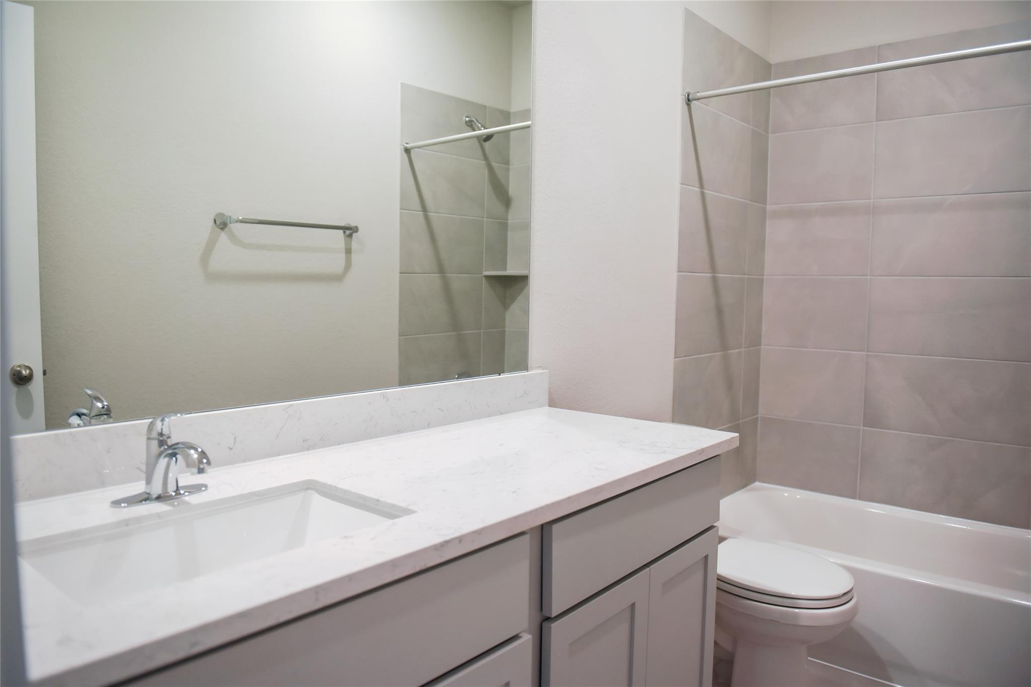 146 Ayres Horn, Cedar Creek, TX 78612