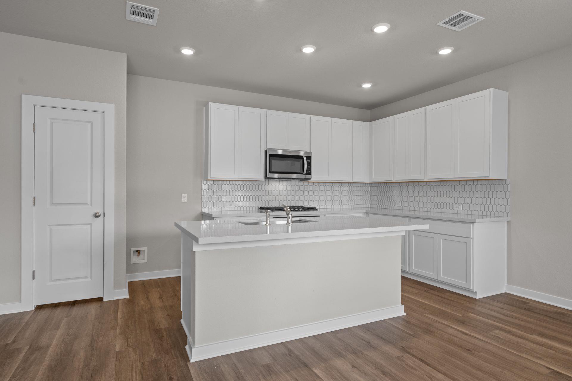 162 Ayres Horn, Cedar Creek, TX 78612