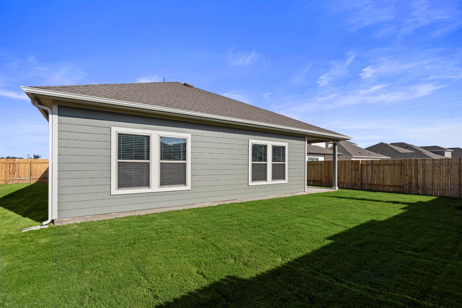 162 Ayres Horn, Cedar Creek, TX 78612