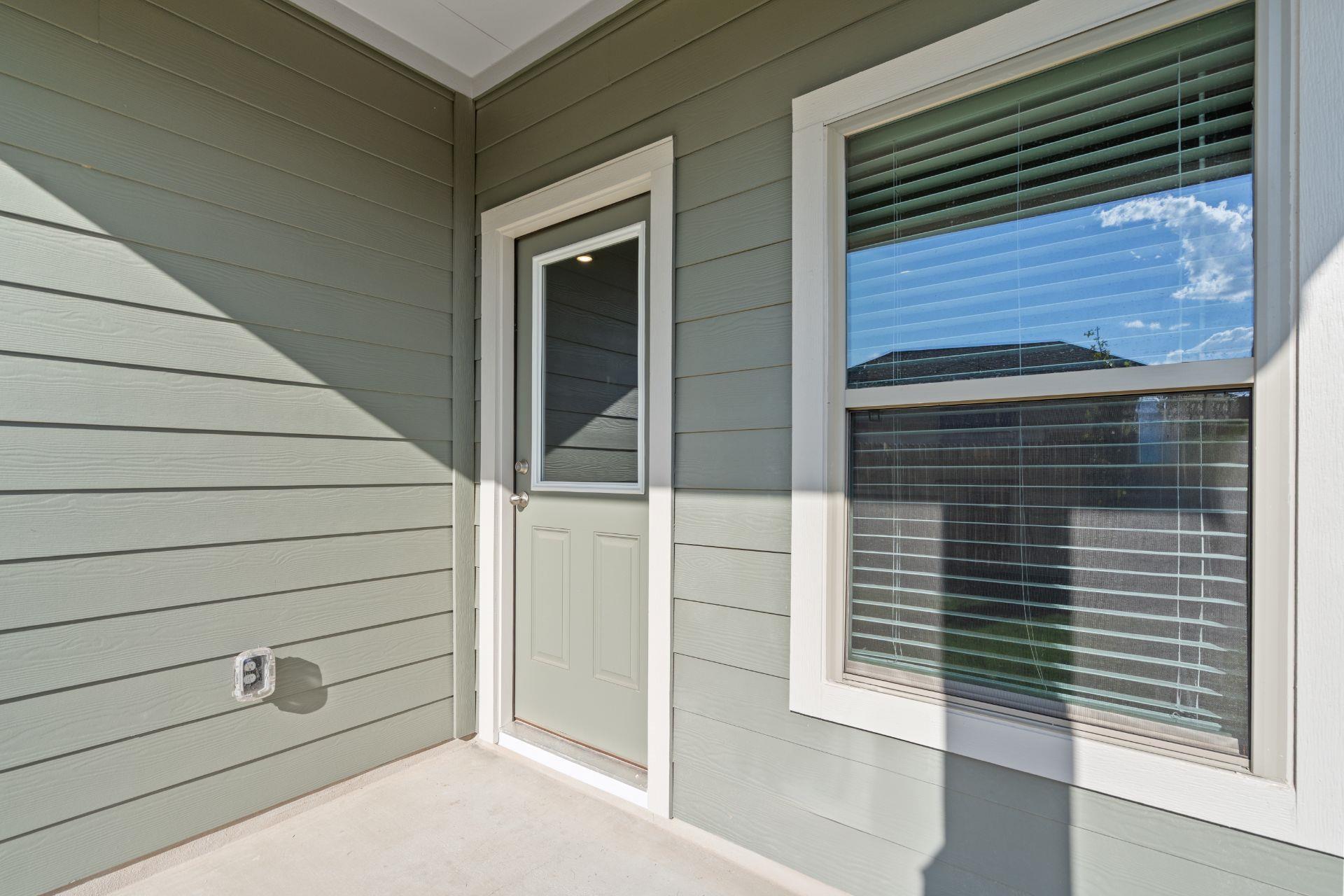 162 Ayres Horn, Cedar Creek, TX 78612