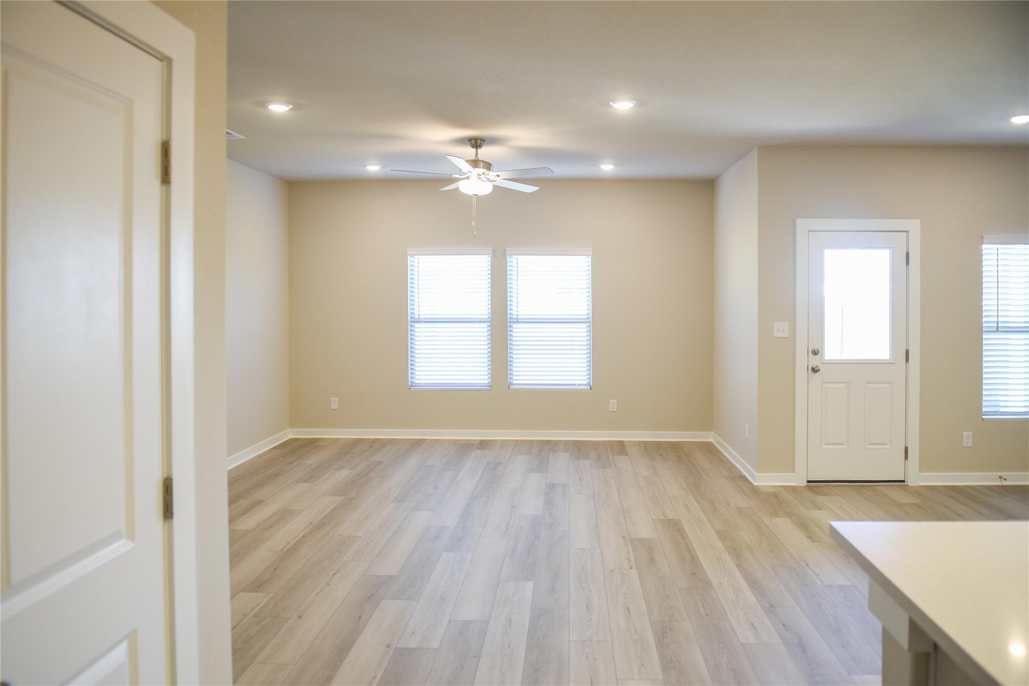 239 Red Tail Hawk Ln, Cedar Creek, TX 78612