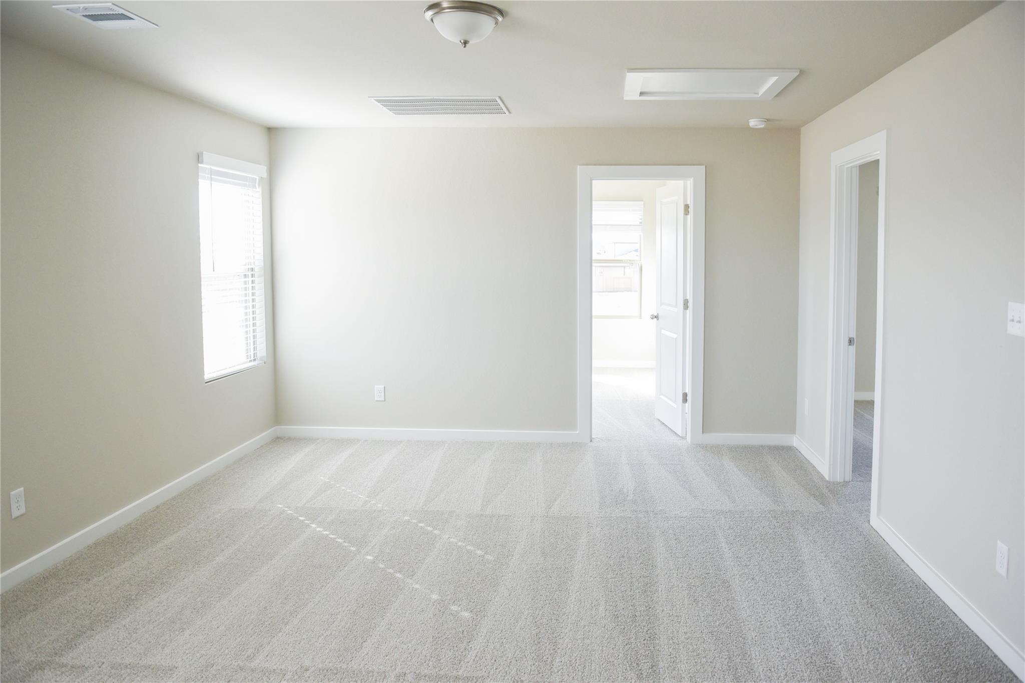 239 Red Tail Hawk Ln, Cedar Creek, TX 78612