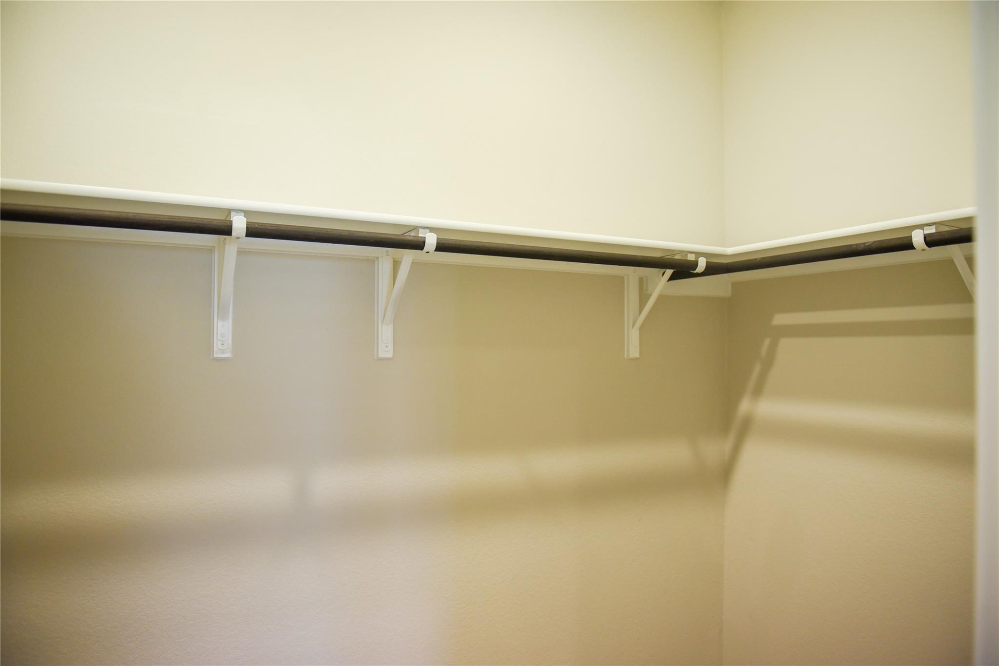 239 Red Tail Hawk Ln, Cedar Creek, TX 78612