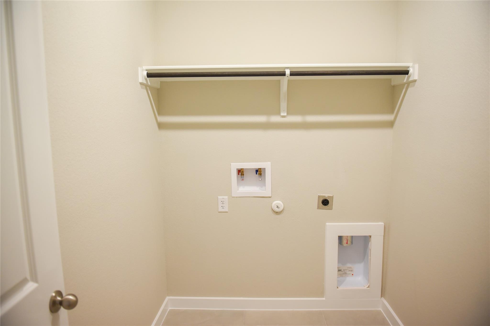 239 Red Tail Hawk Ln, Cedar Creek, TX 78612