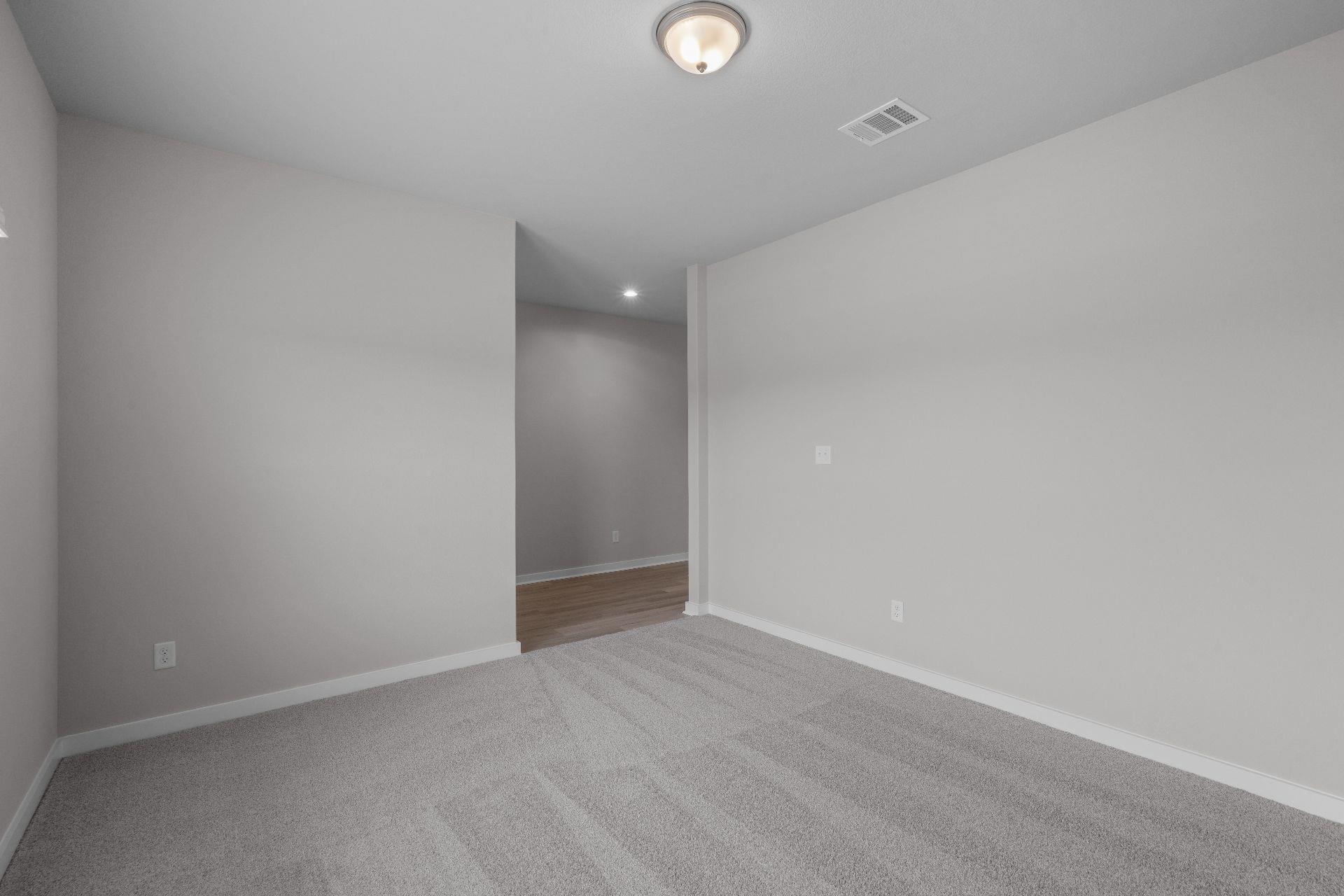 239 Red Tail Hawk Ln, Cedar Creek, TX 78612