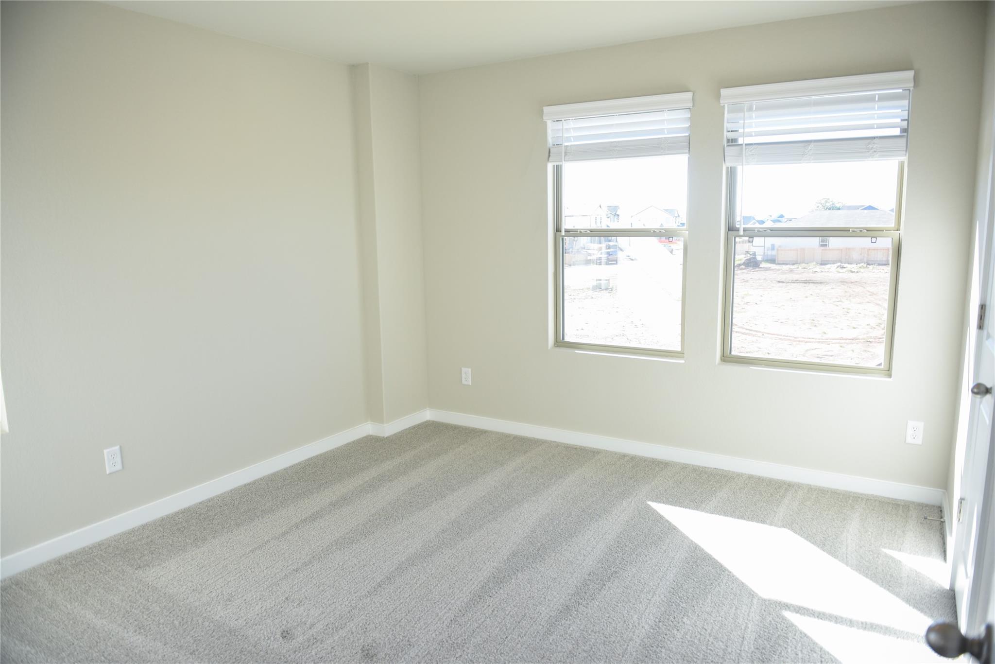 239 Red Tail Hawk Ln, Cedar Creek, TX 78612