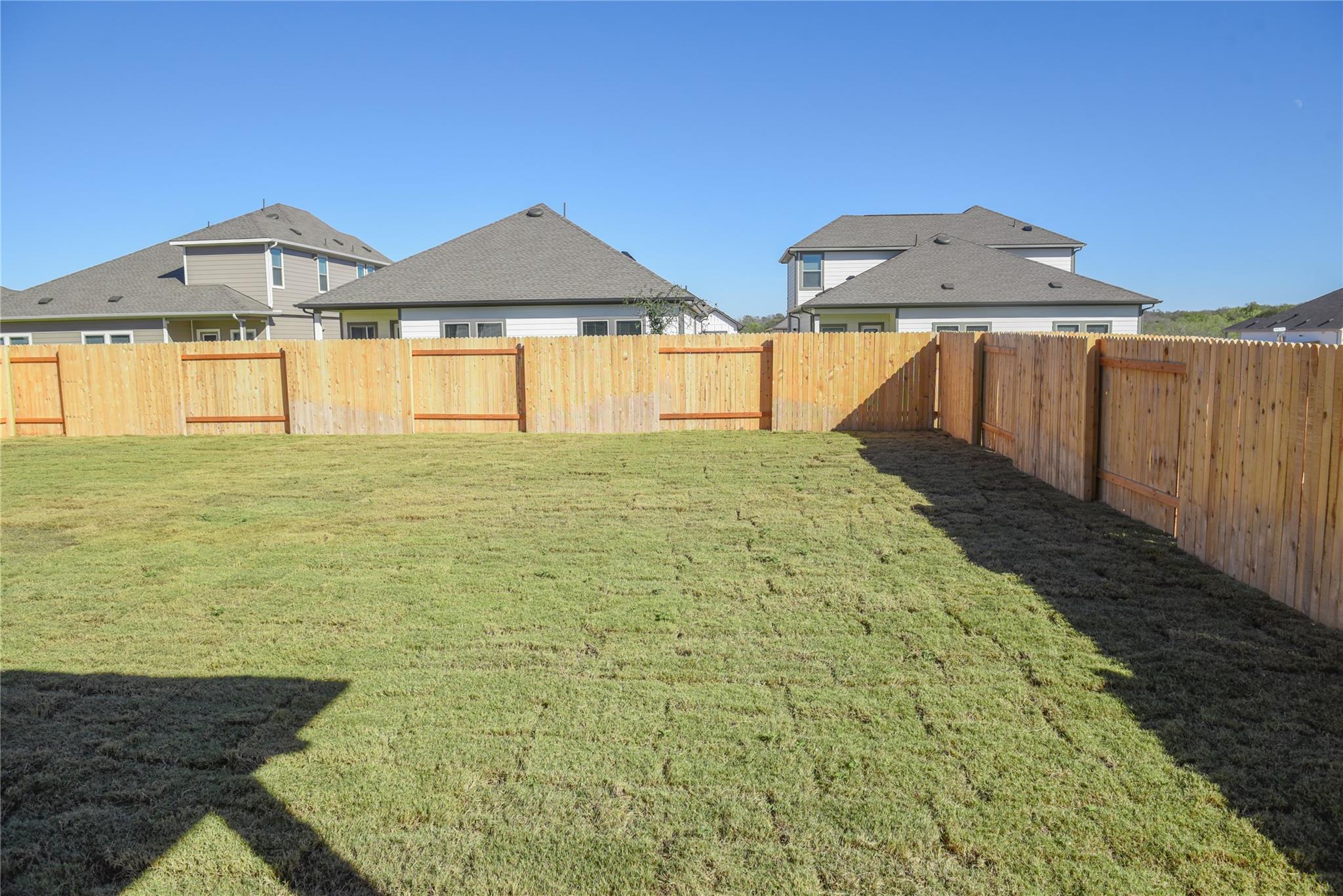 239 Red Tail Hawk Ln, Cedar Creek, TX 78612