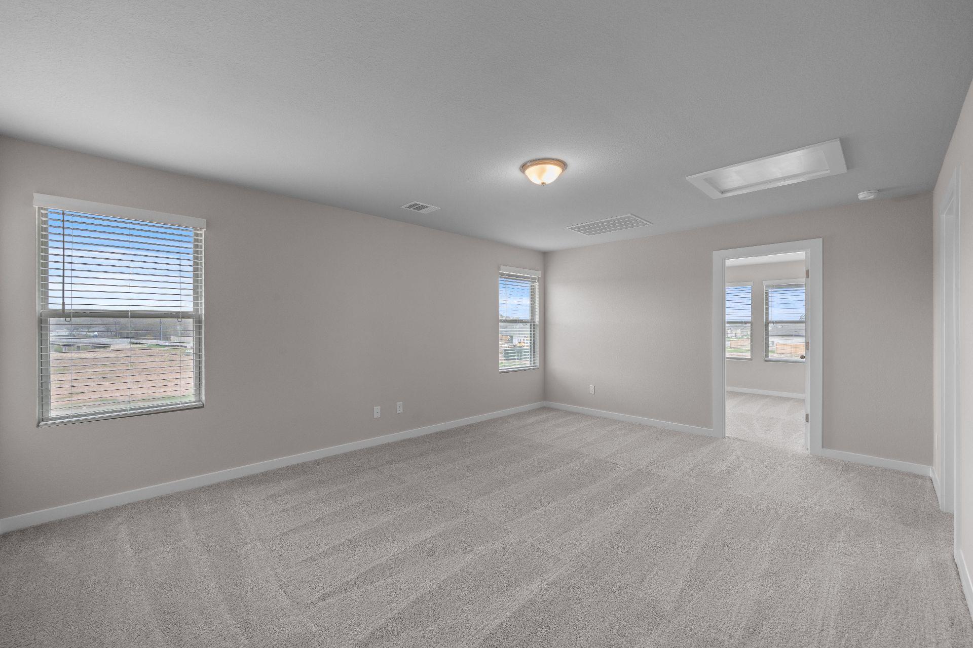 239 Red Tail Hawk Ln, Cedar Creek, TX 78612