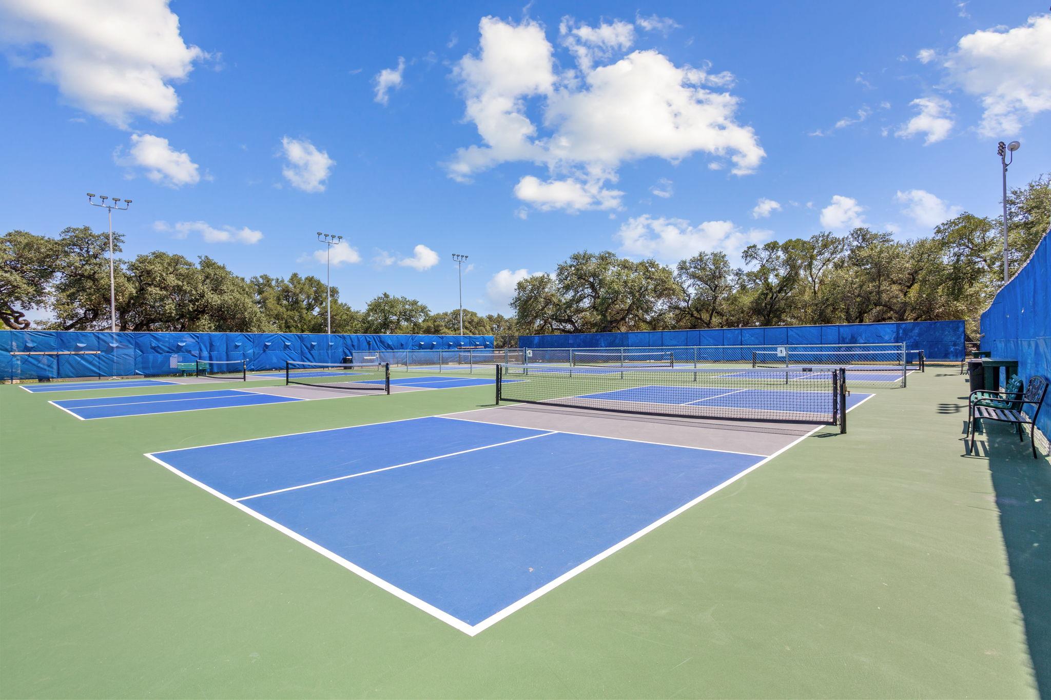 18682 Champions Cir, Lago Vista, TX 78645