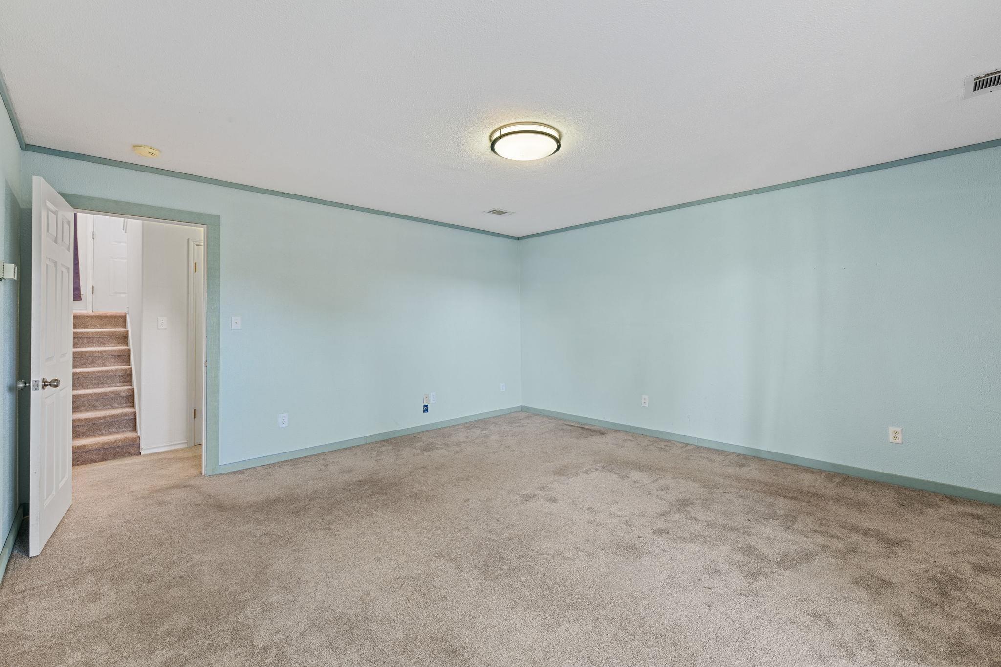 18682 Champions Cir, Lago Vista, TX 78645