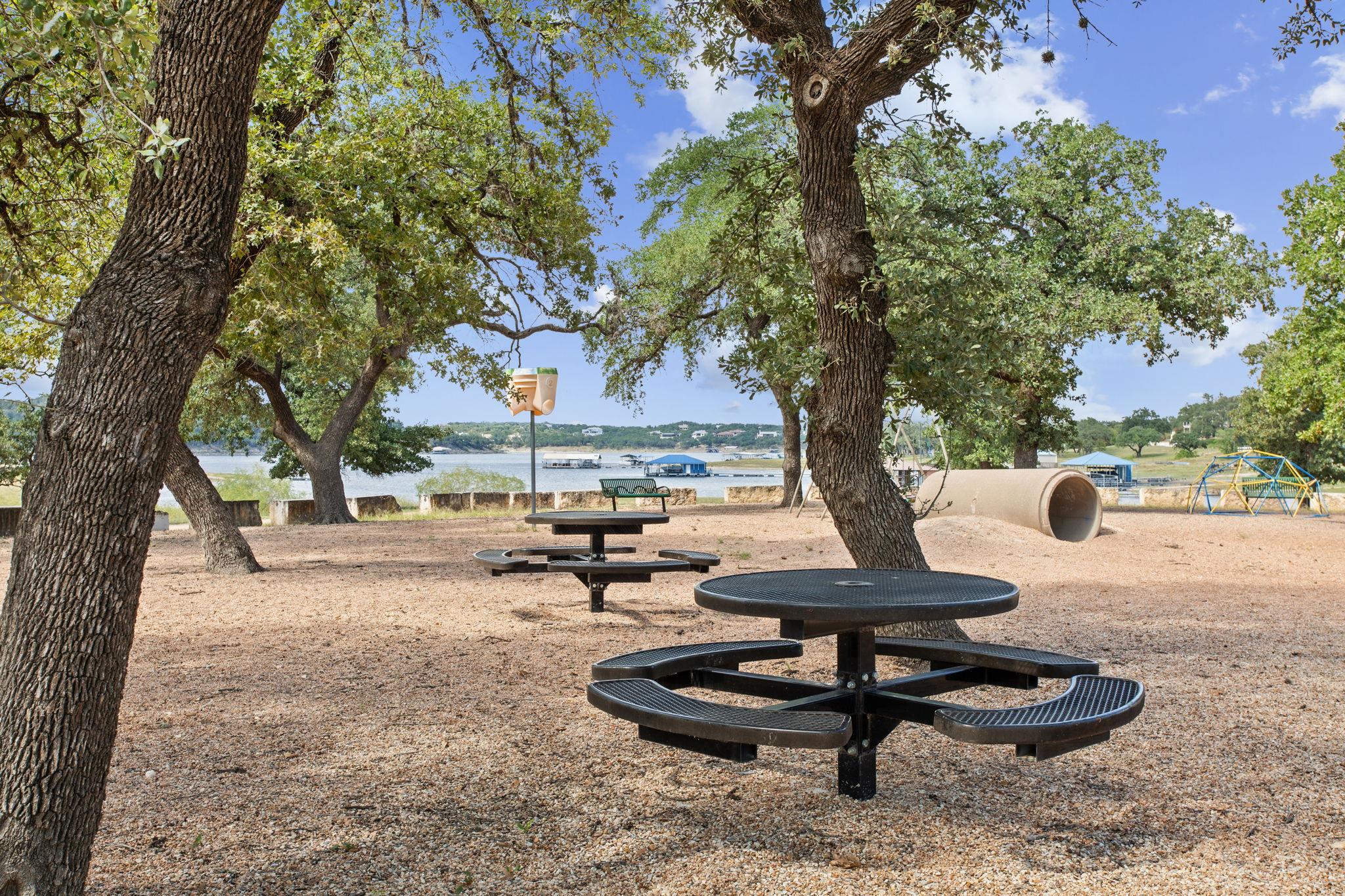 18682 Champions Cir, Lago Vista, TX 78645