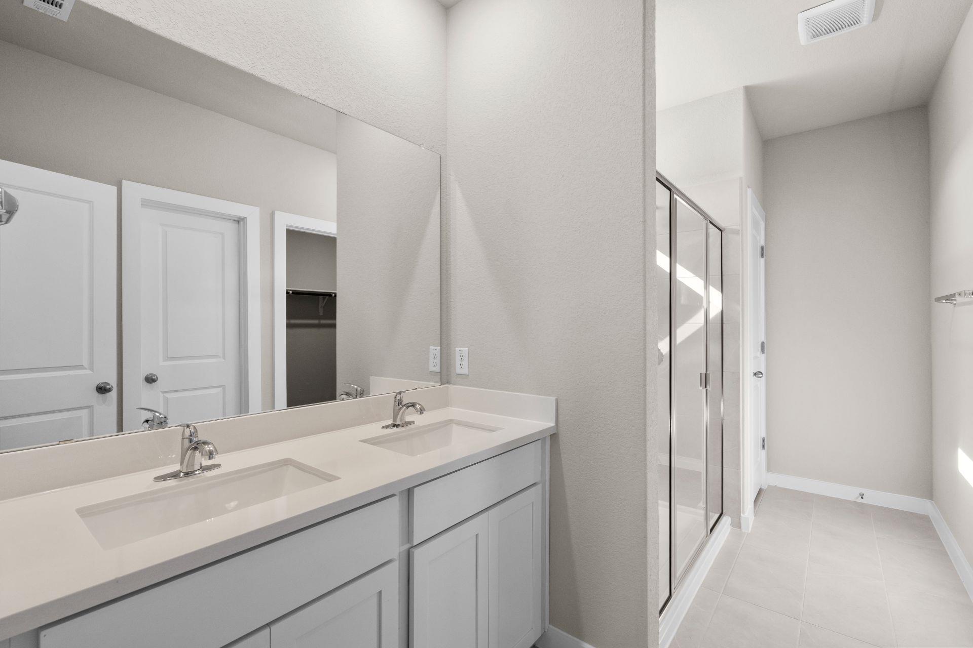 245 Red Tail Hawk Ln, Cedar Creek, TX 78612