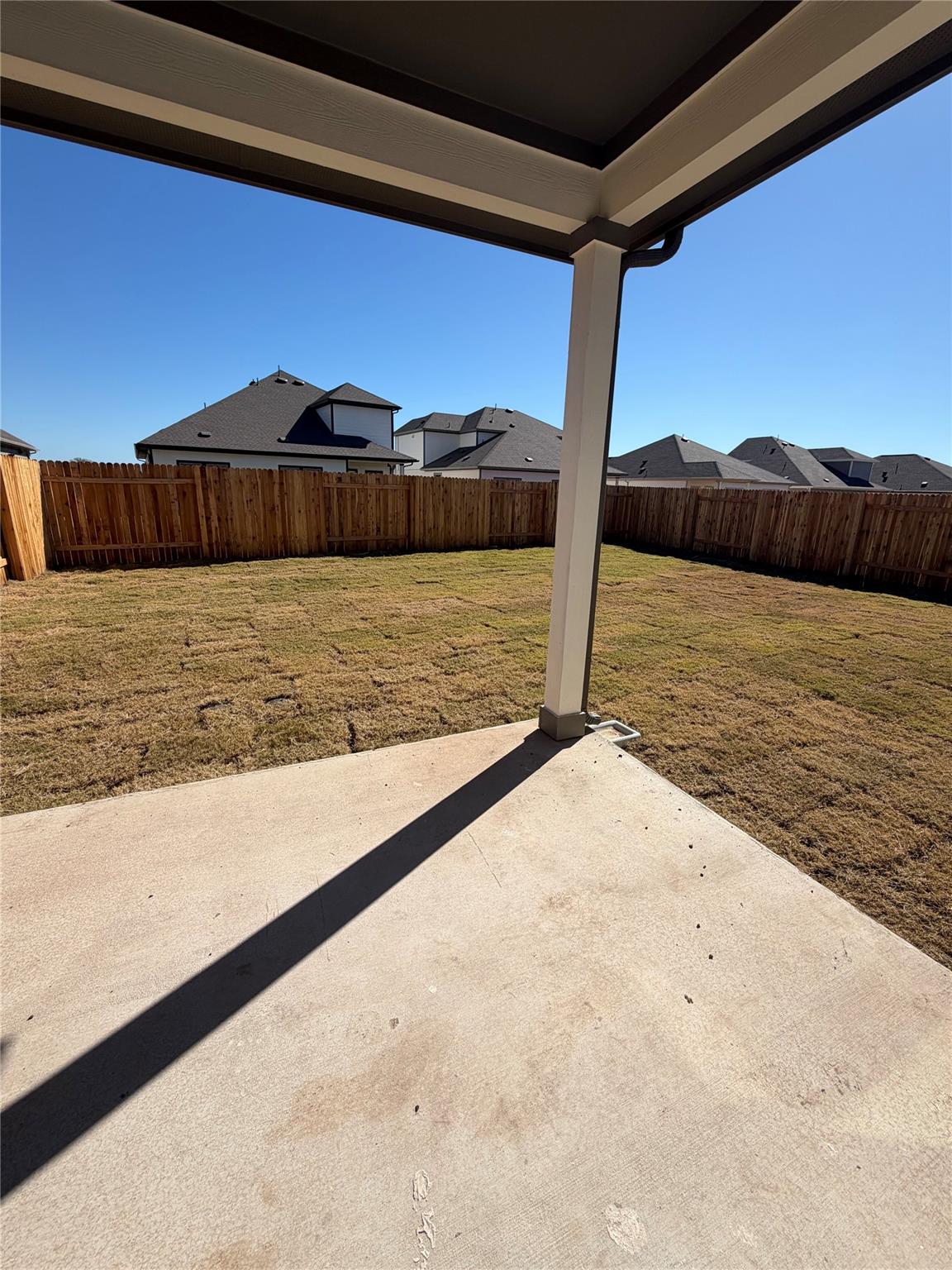 249 Red Tail Hawk Ln, Cedar Creek, TX 78612