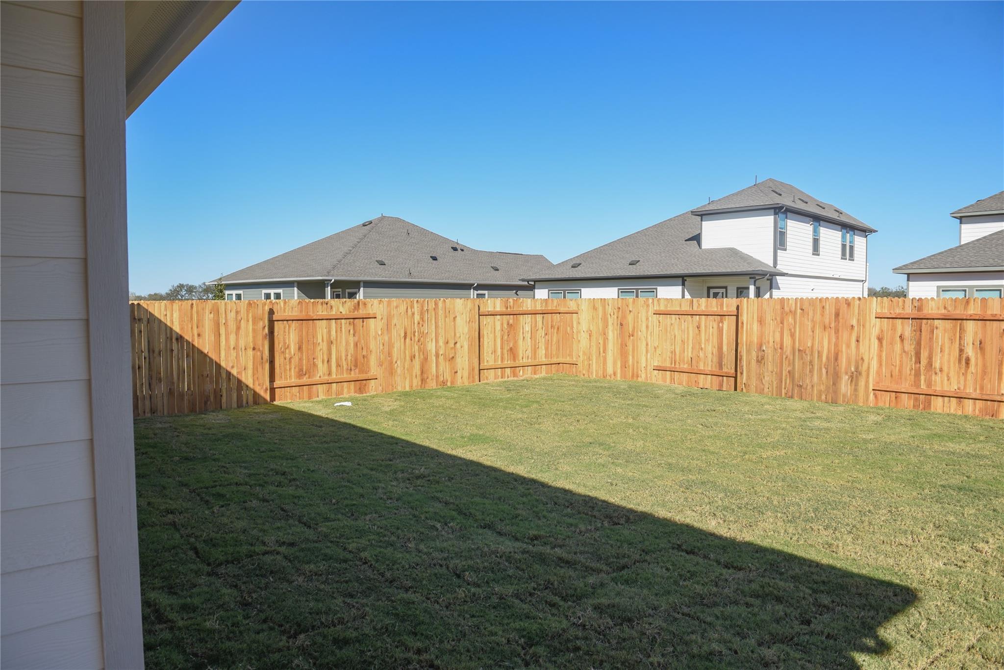 247 Red Tail Hawk Ln, Cedar Creek, TX 78612
