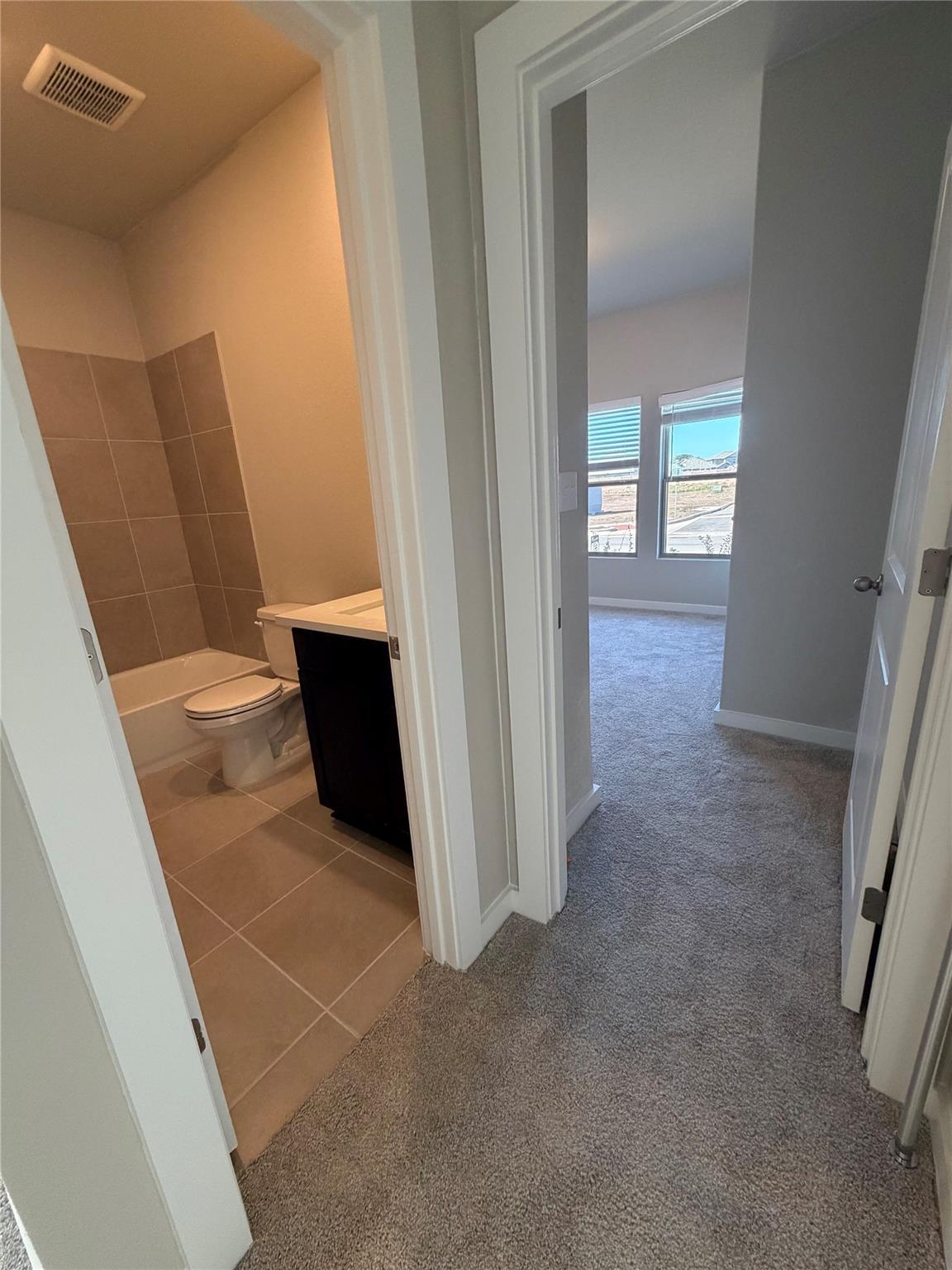 247 Red Tail Hawk Ln, Cedar Creek, TX 78612