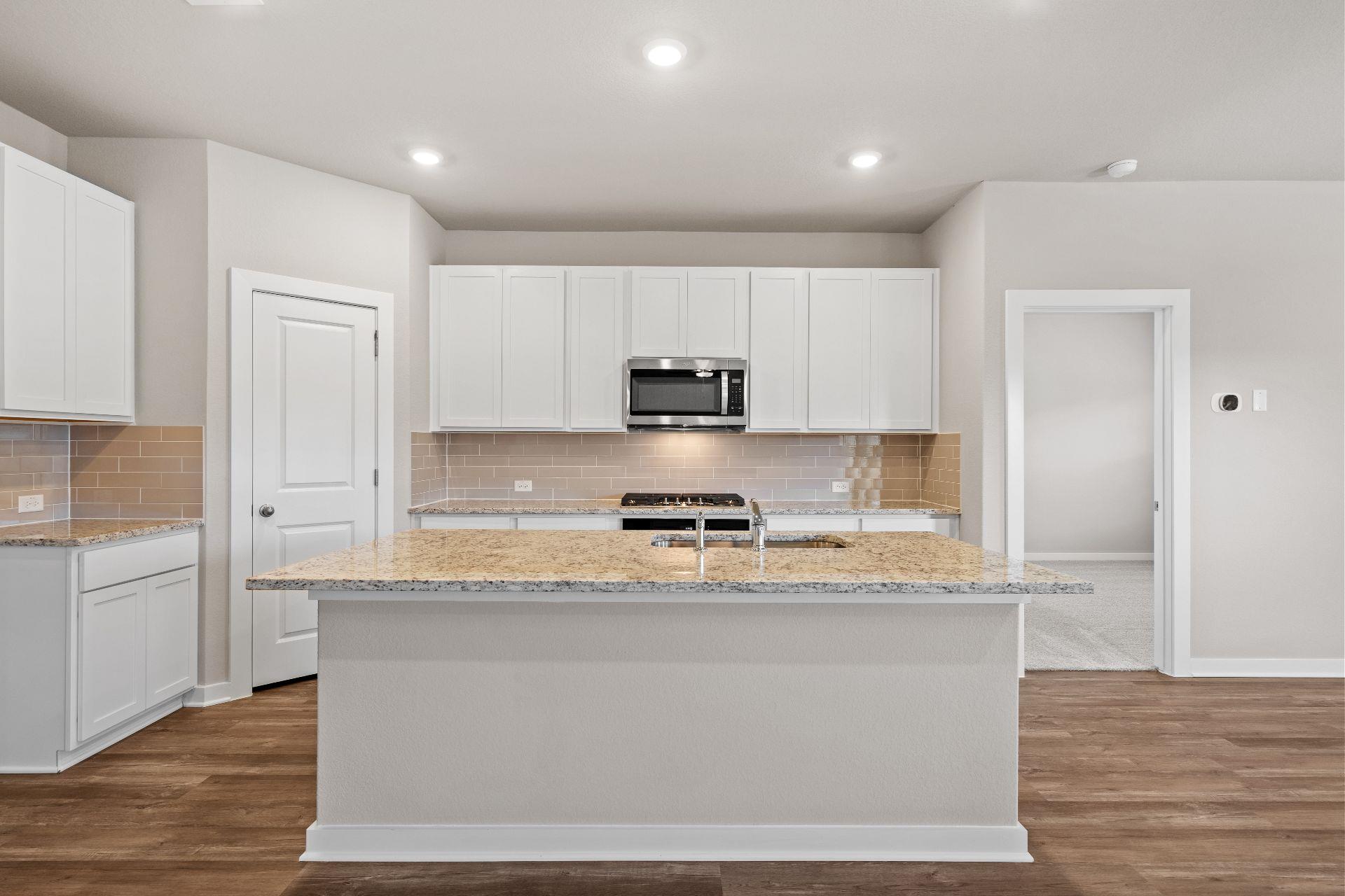 247 Red Tail Hawk Ln, Cedar Creek, TX 78612