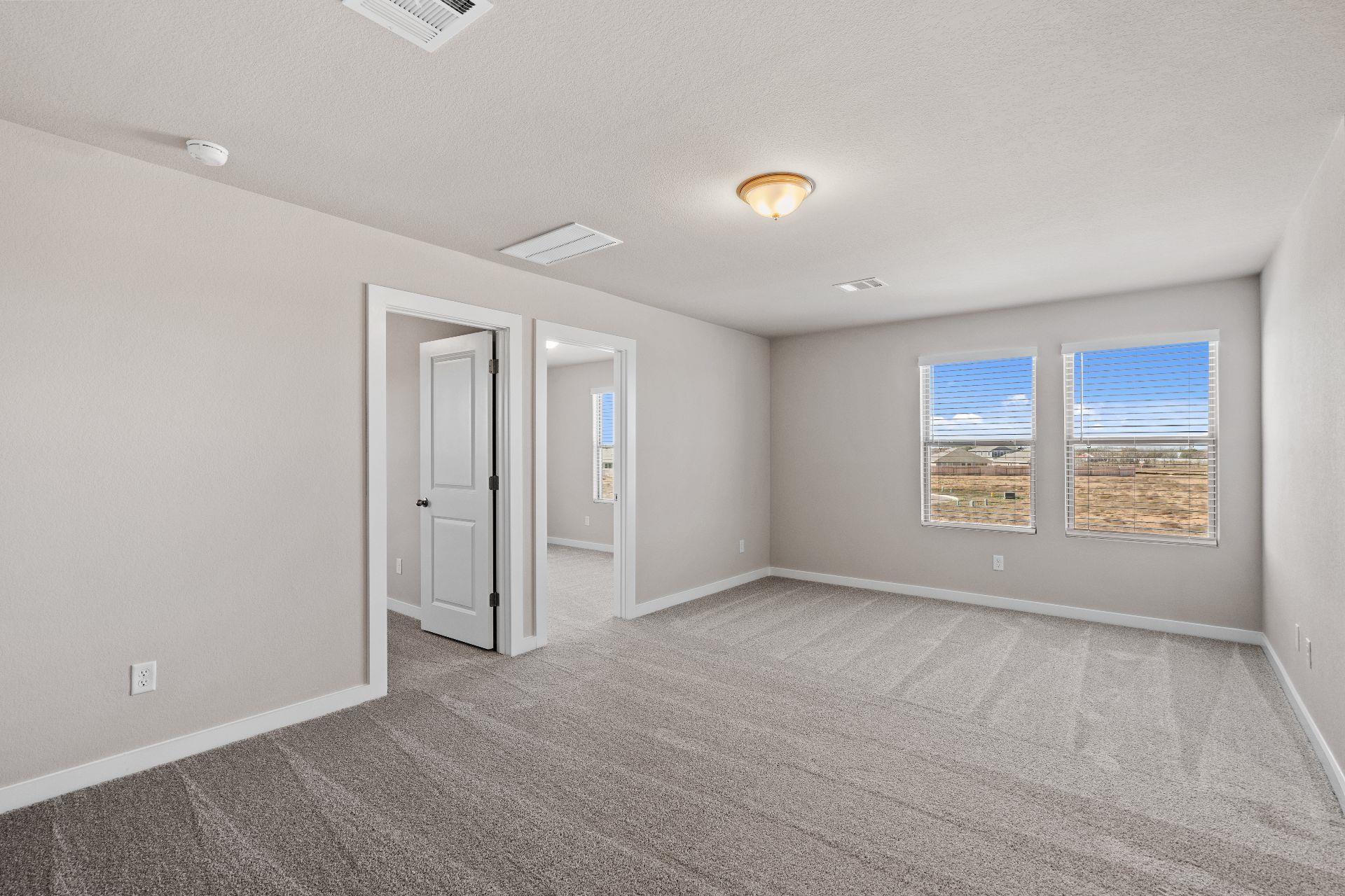 251 Red Tail Hawk Ln, Cedar Creek, TX 78612