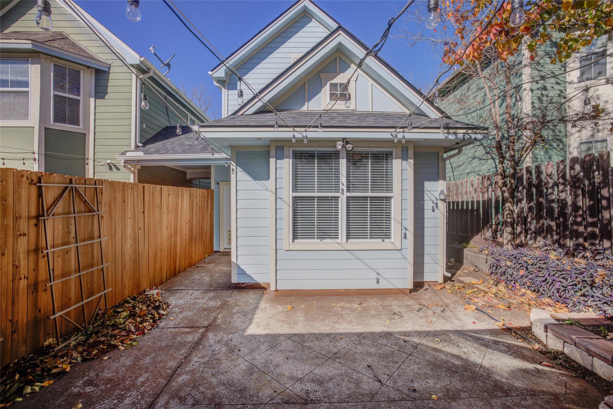 4109 E 12th St # 2, Austin, TX 78721