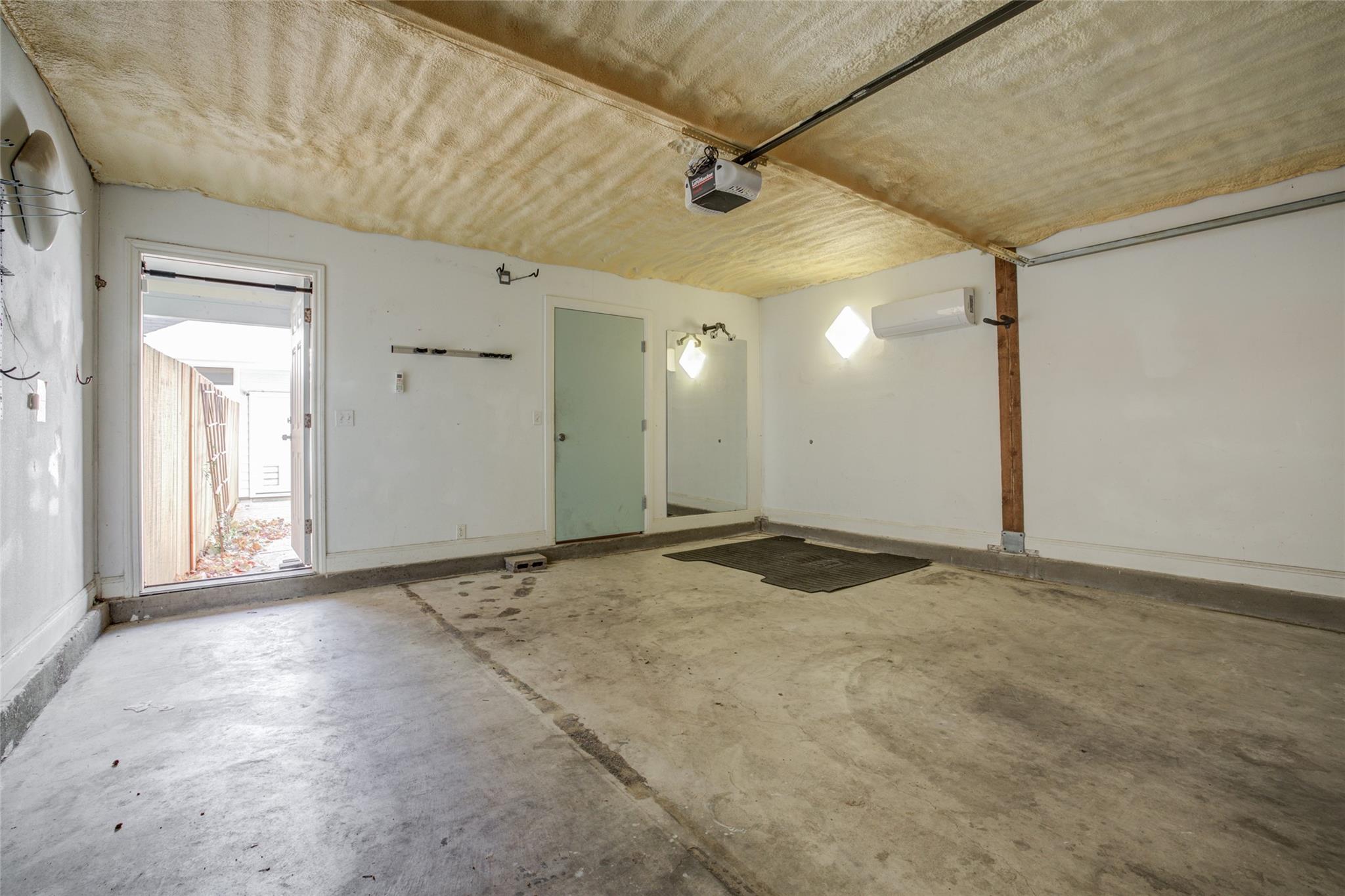 4109 E 12th St # 2, Austin, TX 78721