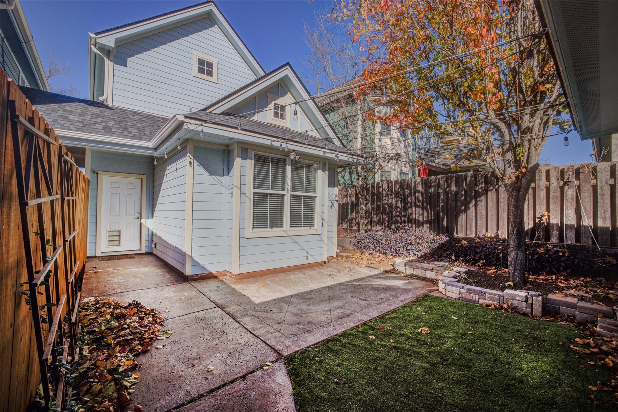 4109 E 12th St # 2, Austin, TX 78721