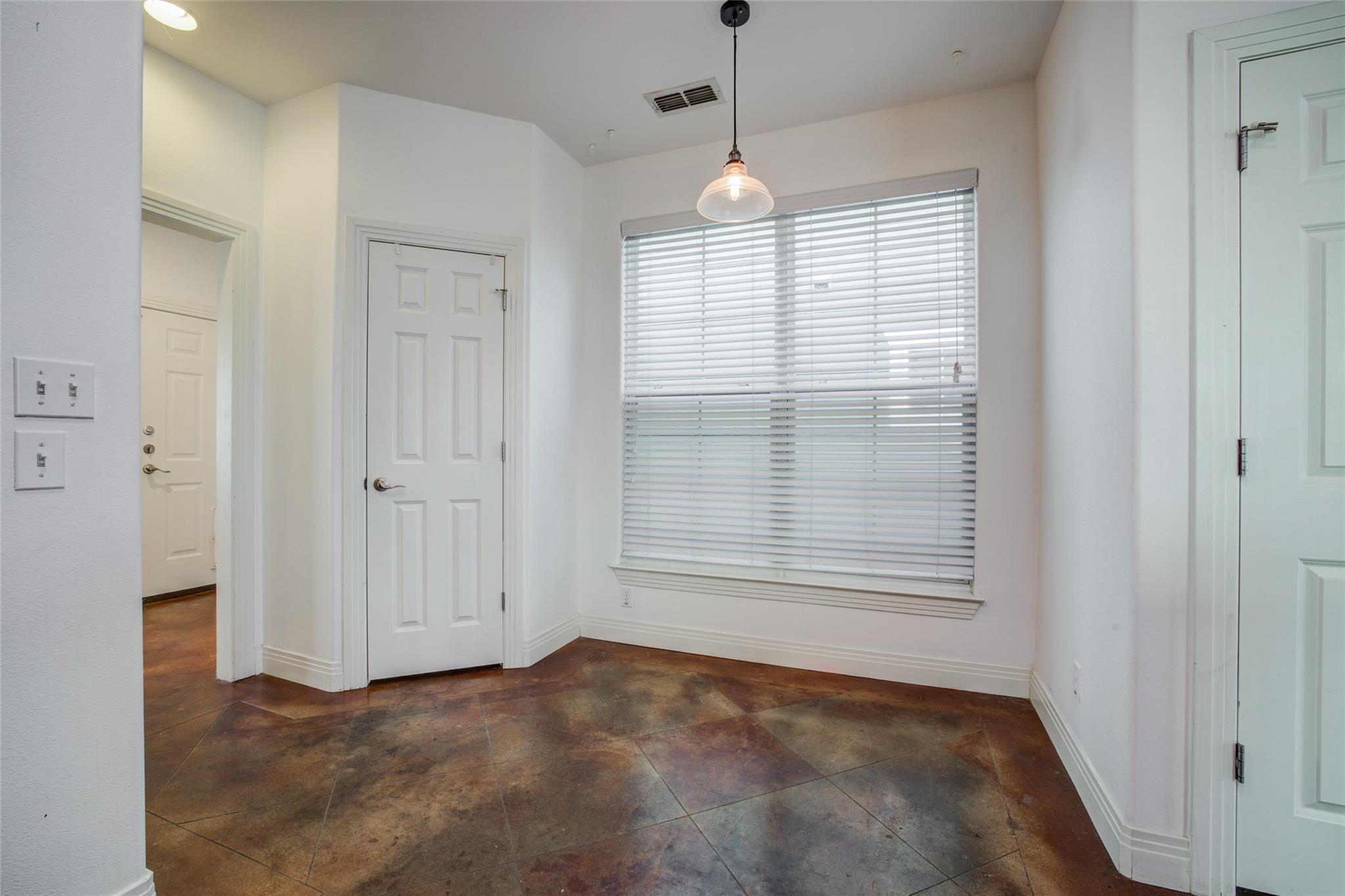 4109 E 12th St # 2, Austin, TX 78721