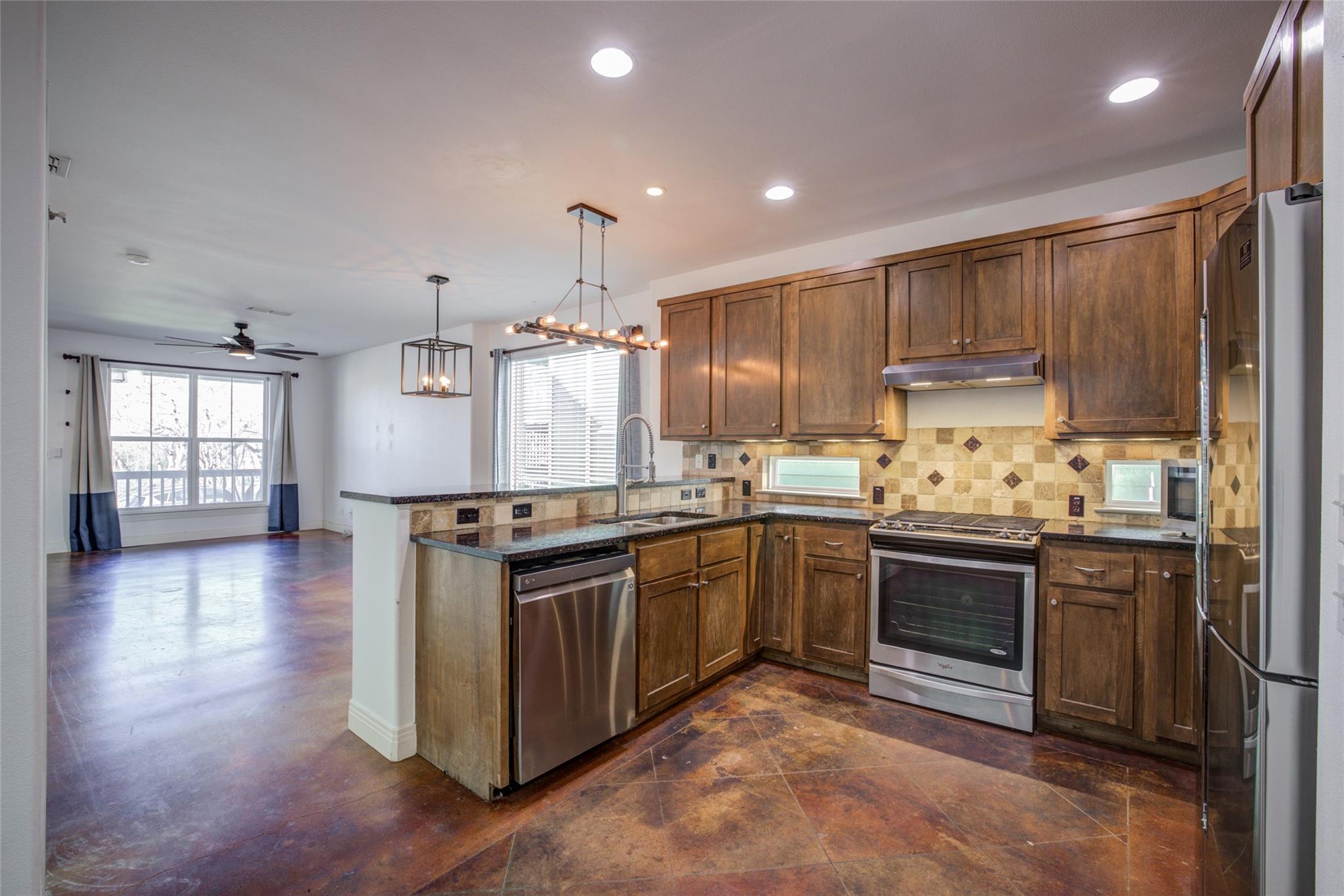 4109 E 12th St # 2, Austin, TX 78721