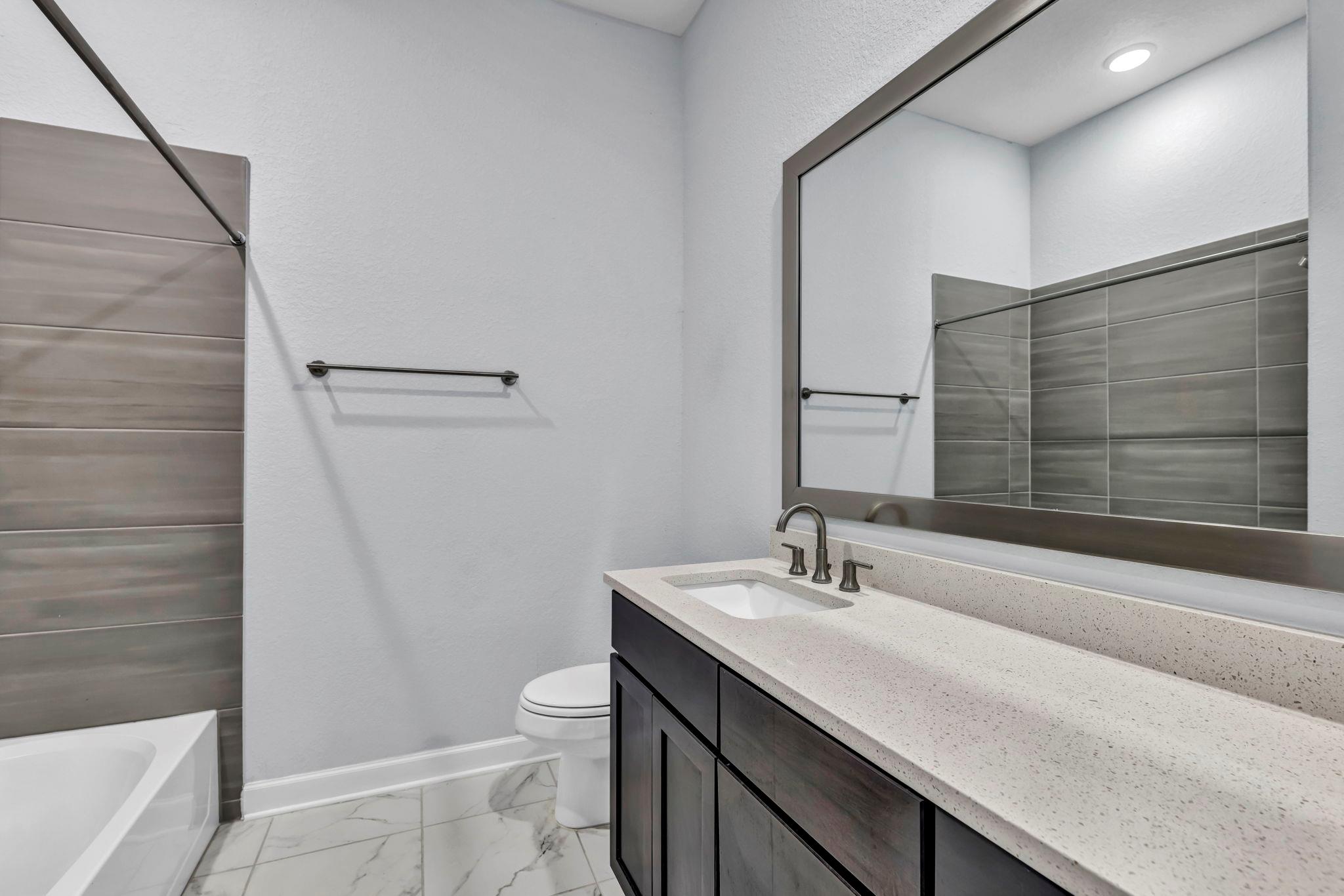 252 Sabino Dr, Buda, TX 78610