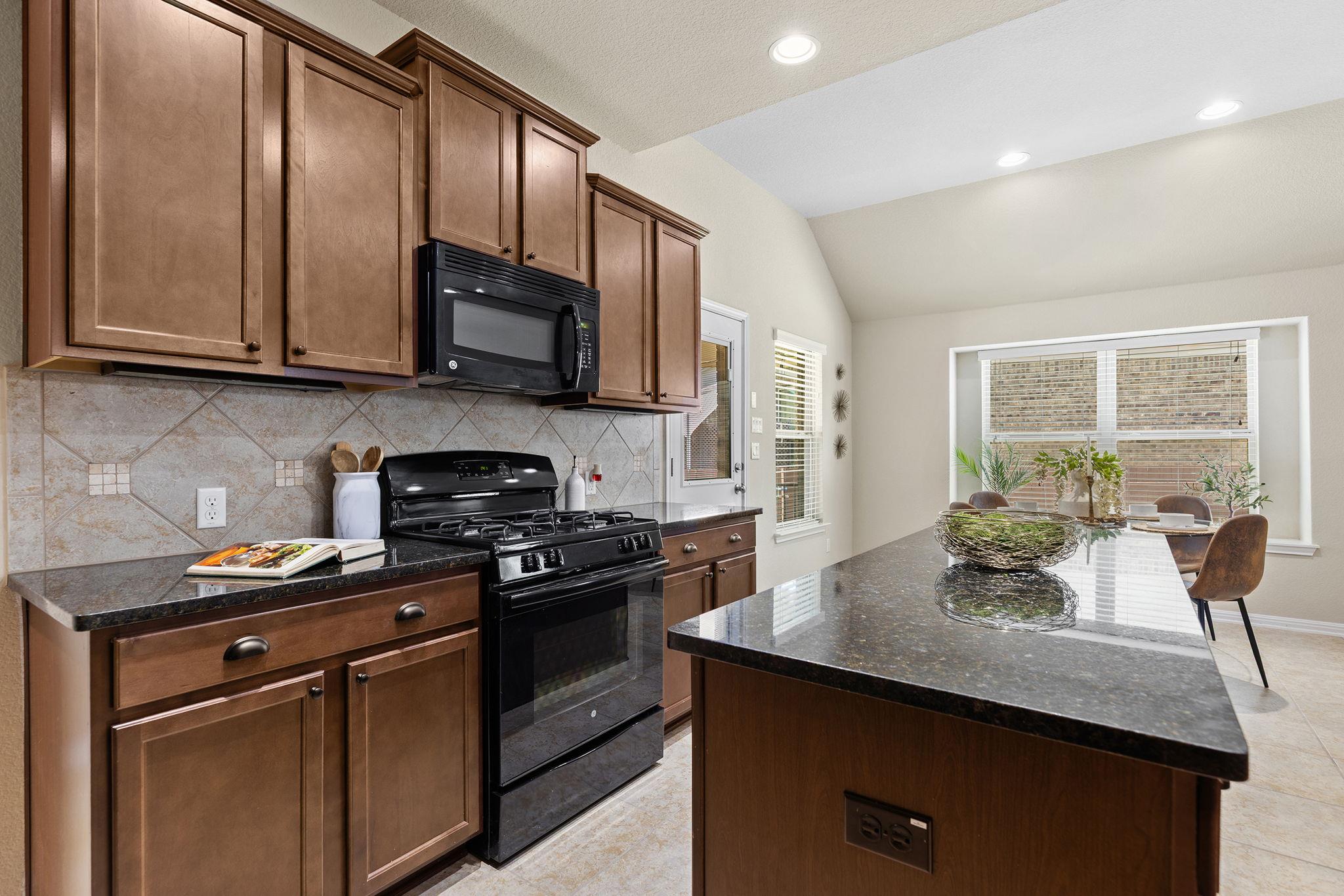 1501 Daylily Loop, Georgetown, TX 78626