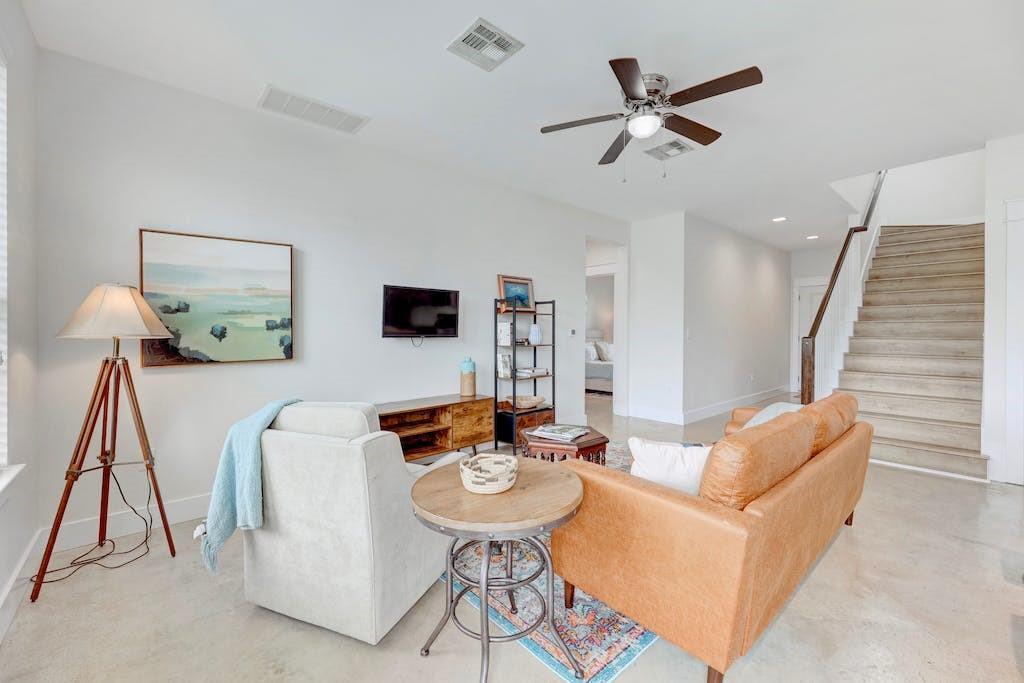 13501 Metric Blvd # 3, Austin, TX 78727