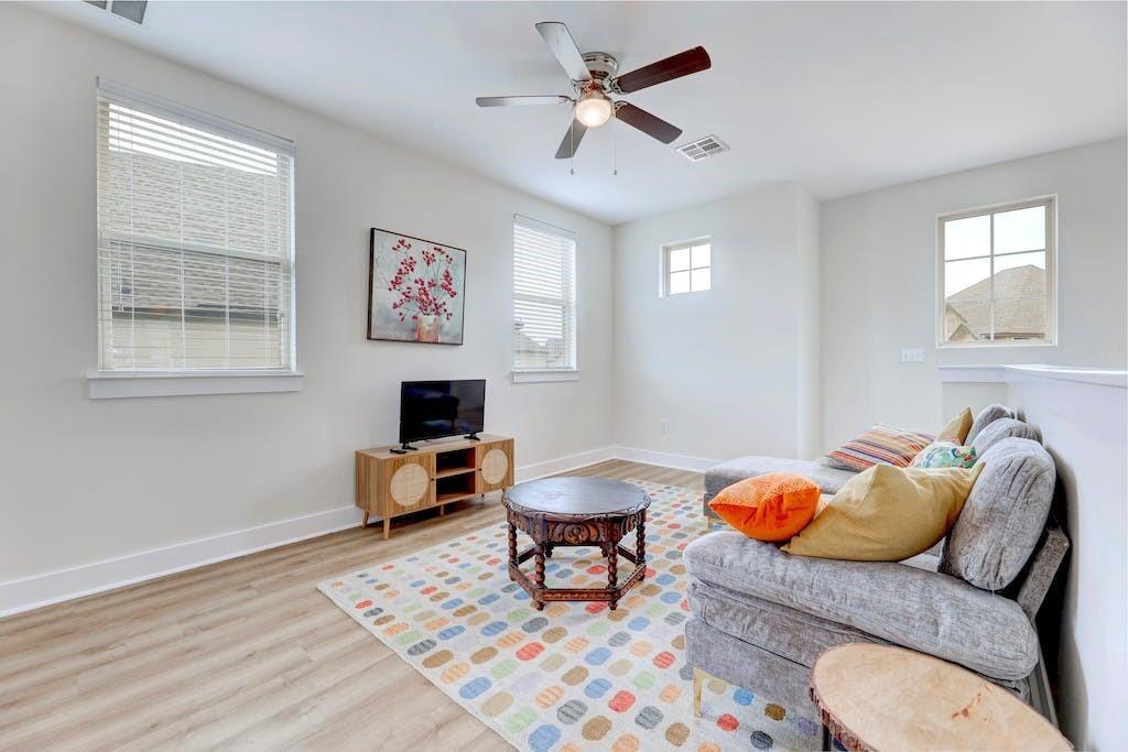 13501 Metric Blvd # 3, Austin, TX 78727