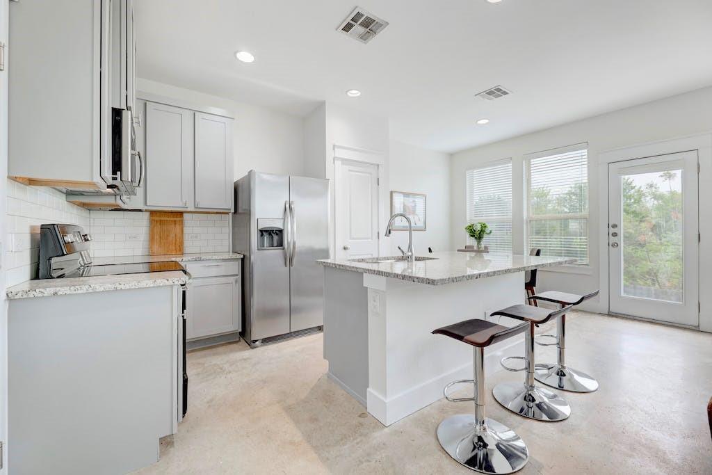 13501 Metric Blvd # 3, Austin, TX 78727