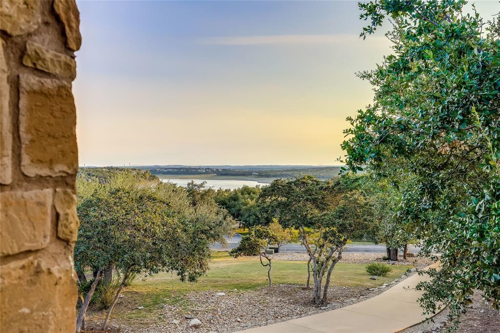 17005 Northlake Hills Dr, Jonestown, TX 78645