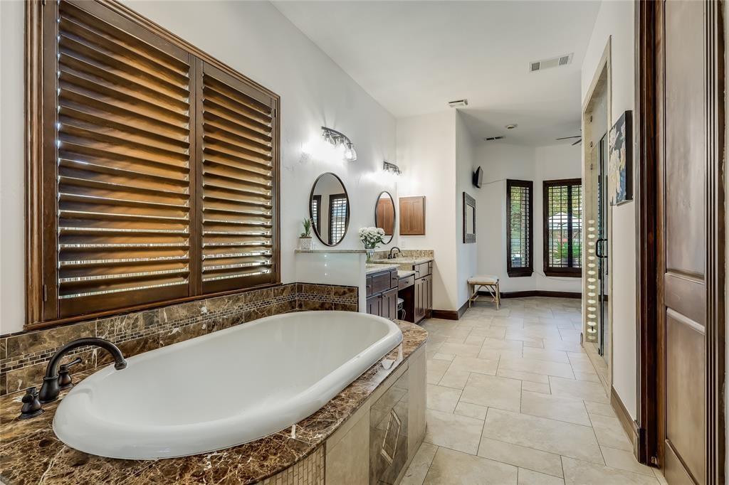 17005 Northlake Hills Dr, Jonestown, TX 78645