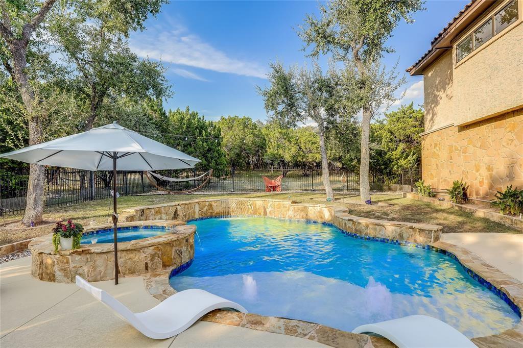 17005 Northlake Hills Dr, Jonestown, TX 78645