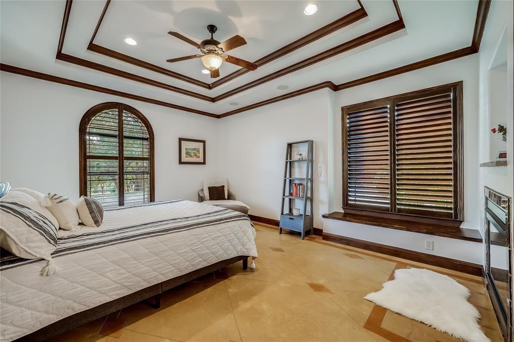 17005 Northlake Hills Dr, Jonestown, TX 78645