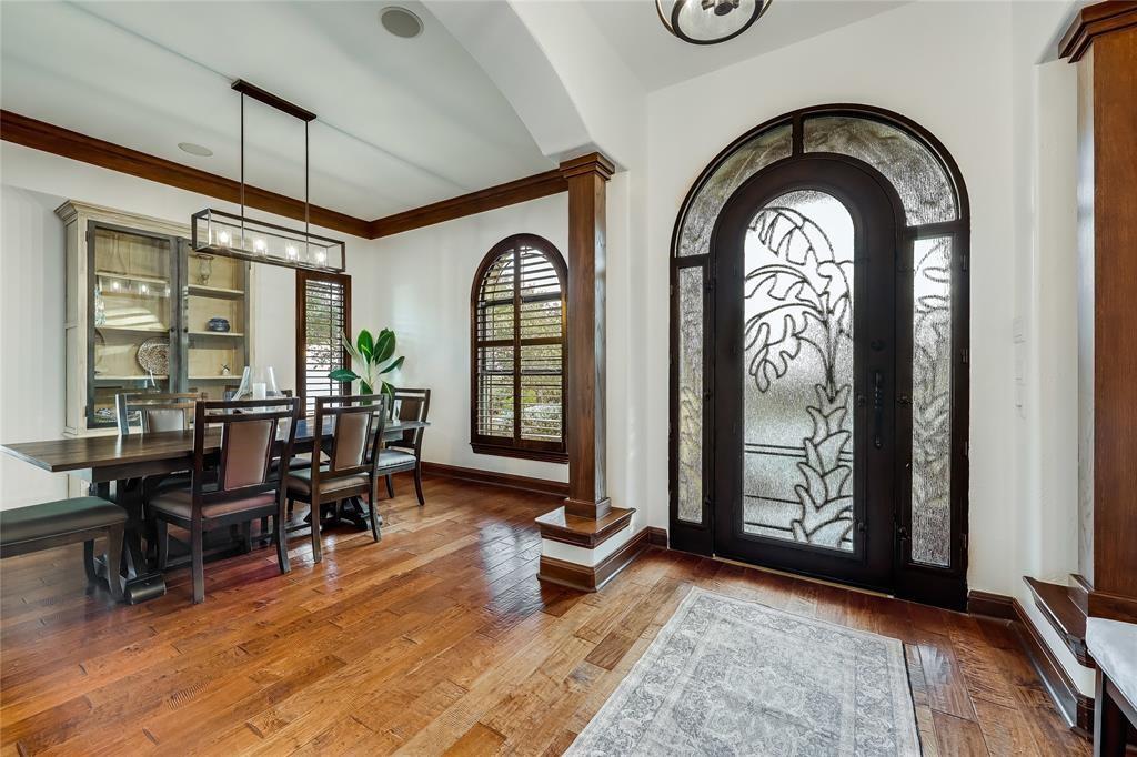 17005 Northlake Hills Dr, Jonestown, TX 78645