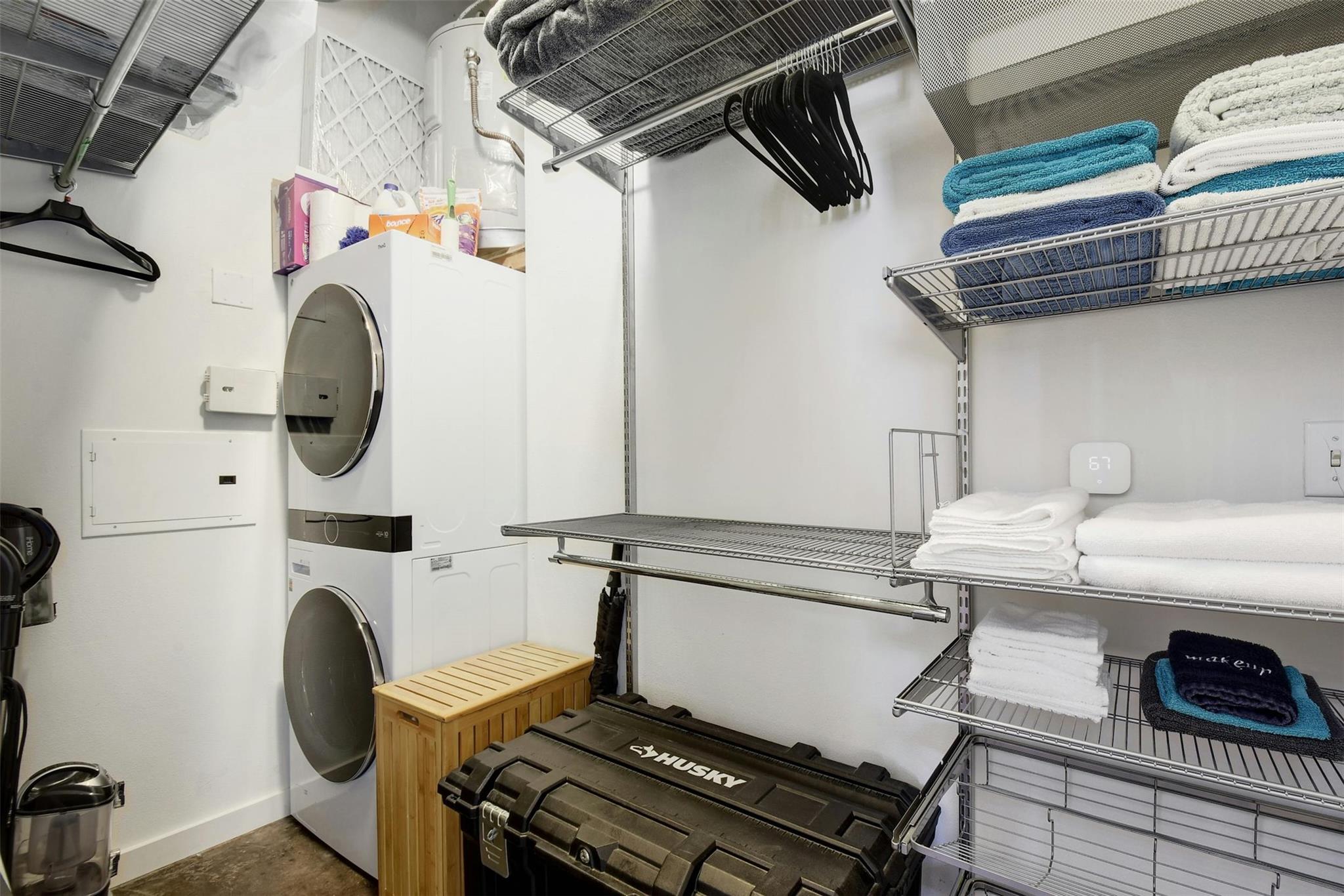 2401 E 6th St # 5068, Austin, TX 78702