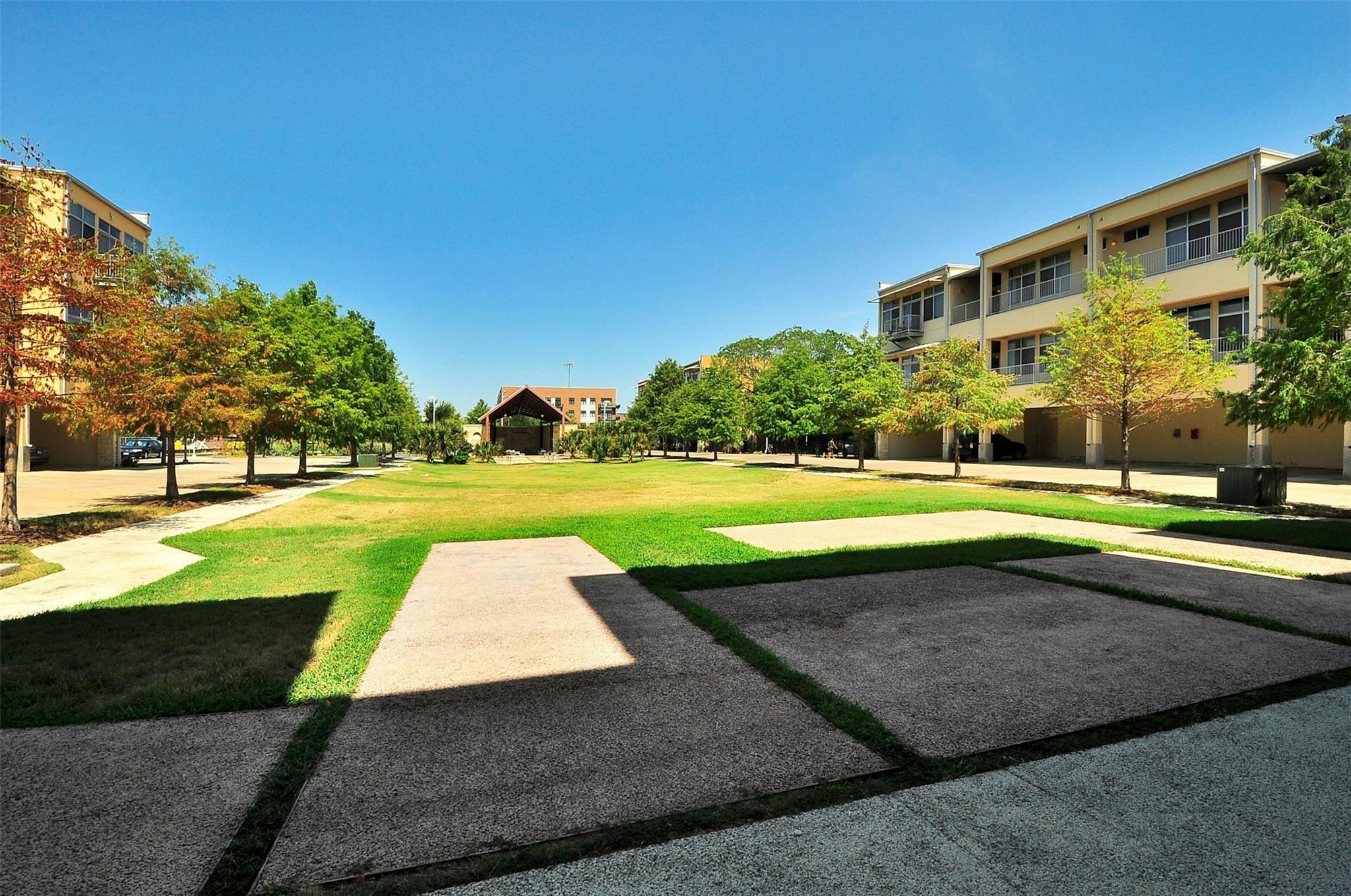 2401 E 6th St # 5068, Austin, TX 78702