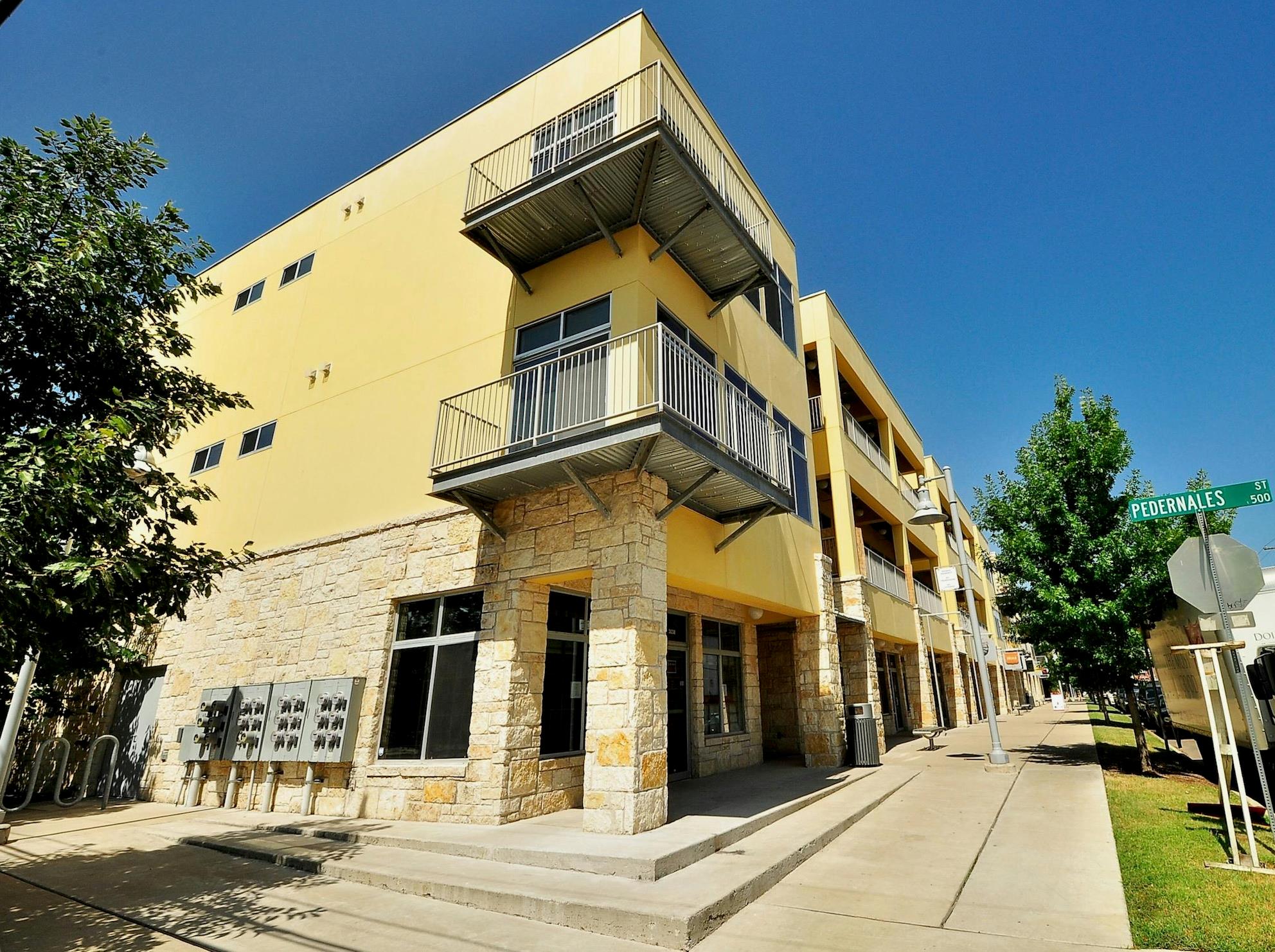 2401 E 6th St # 5068, Austin, TX 78702
