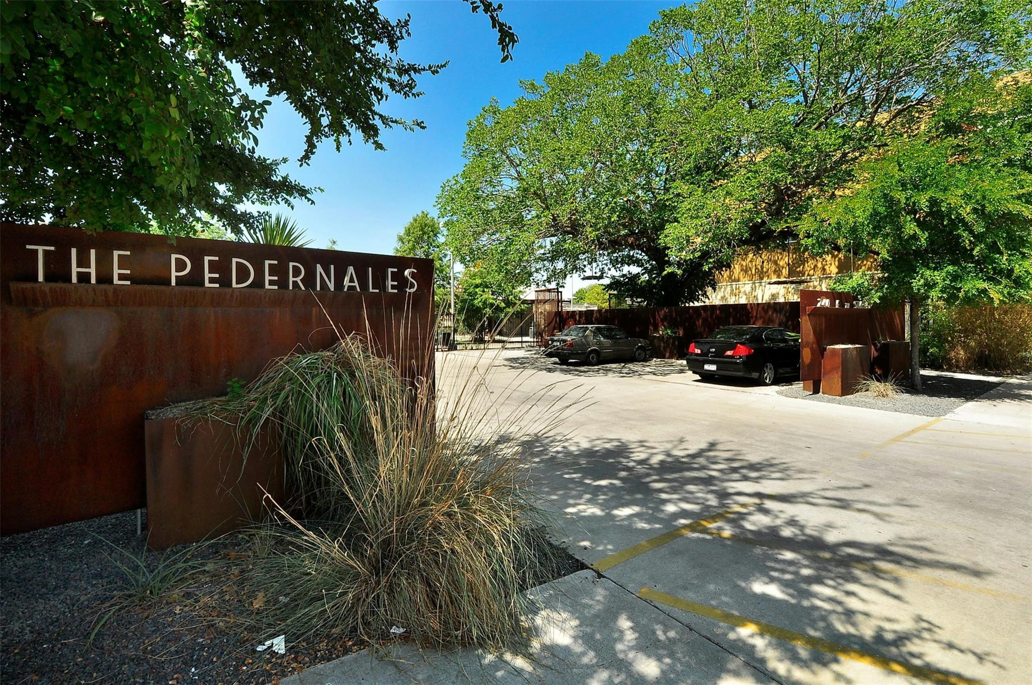 2401 E 6th St # 5068, Austin, TX 78702