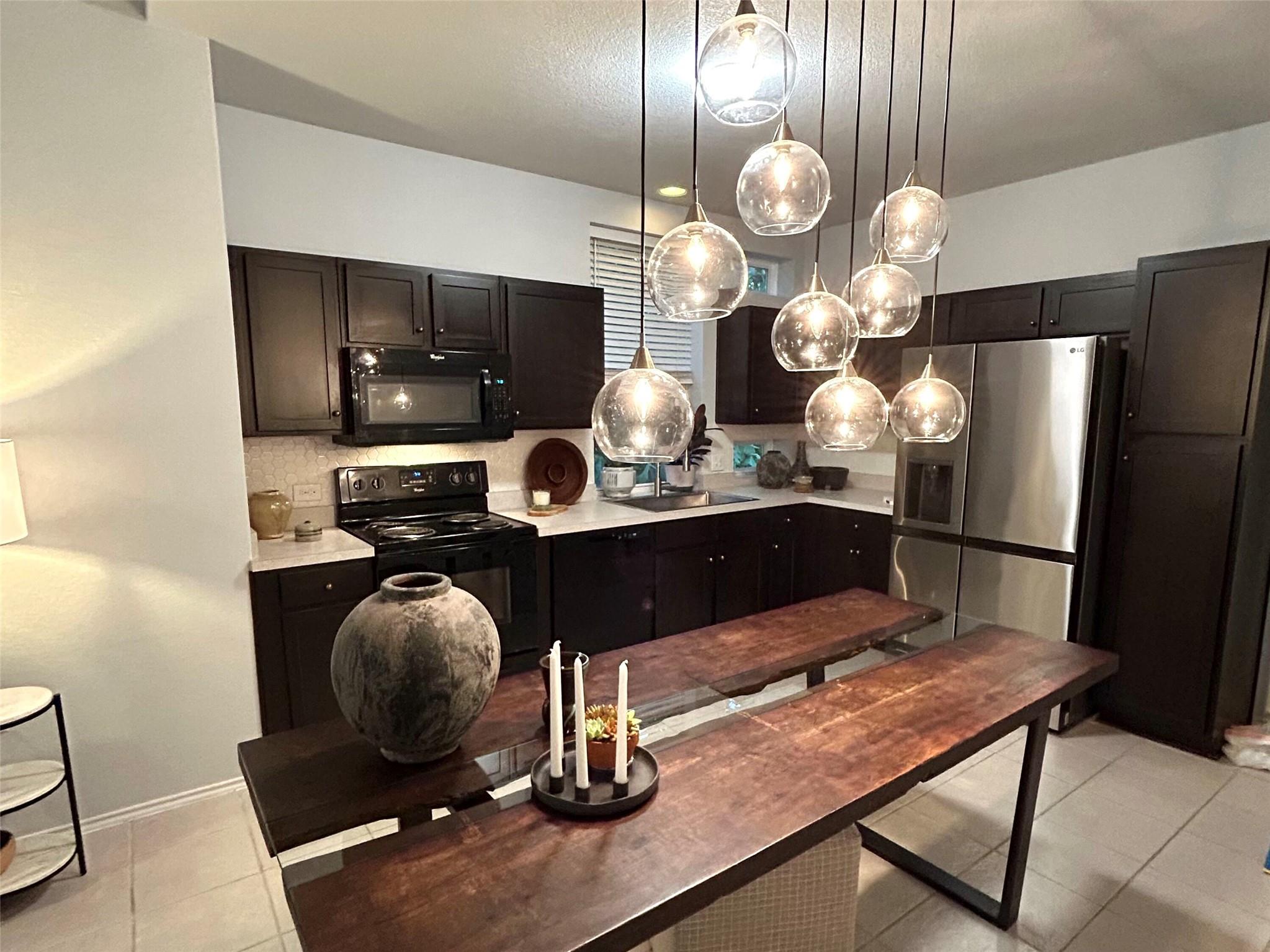 4323 Nitschke St, Austin, TX 78723