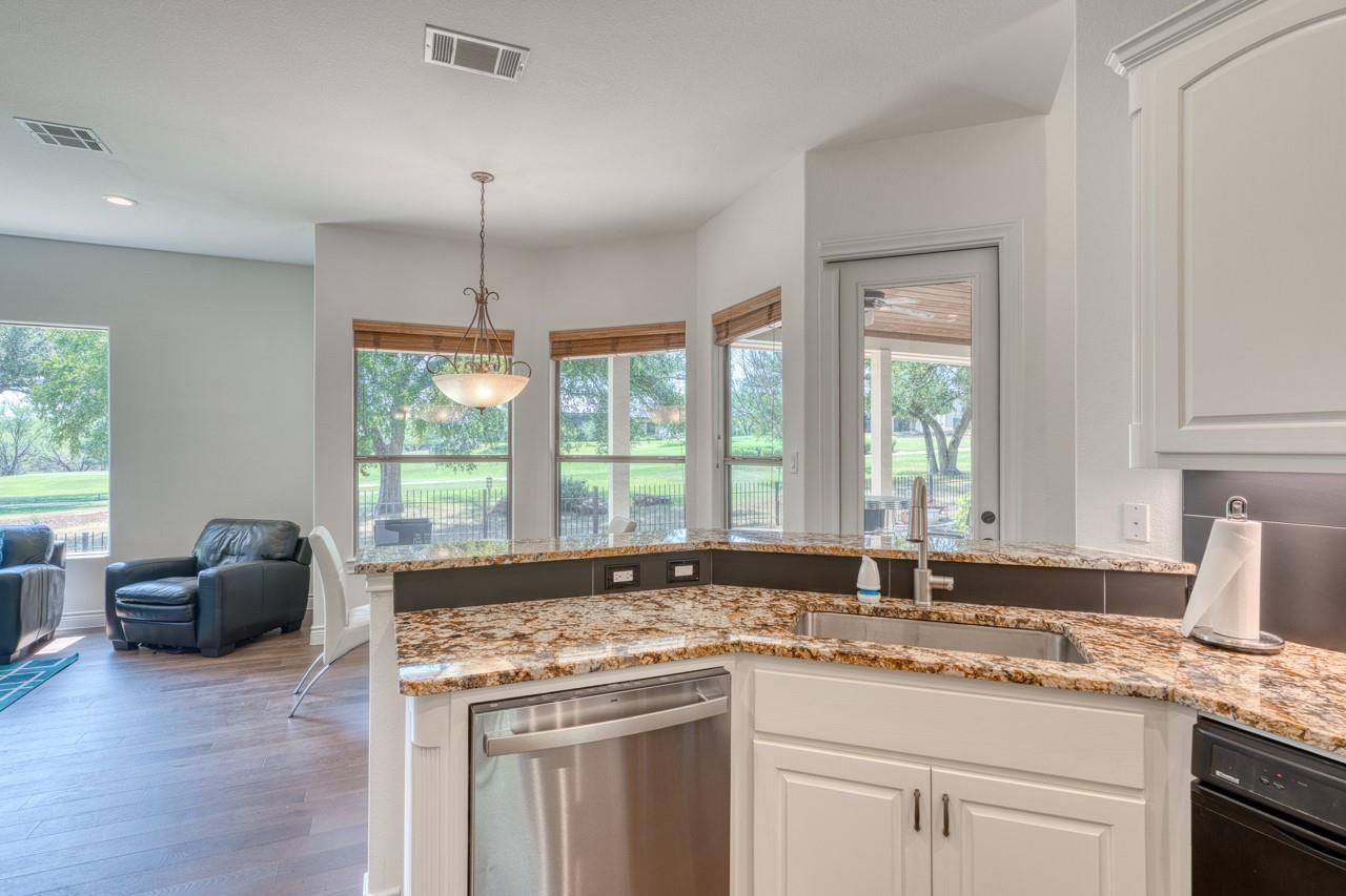 505 Flintstone, Horseshoe Bay, TX 78657