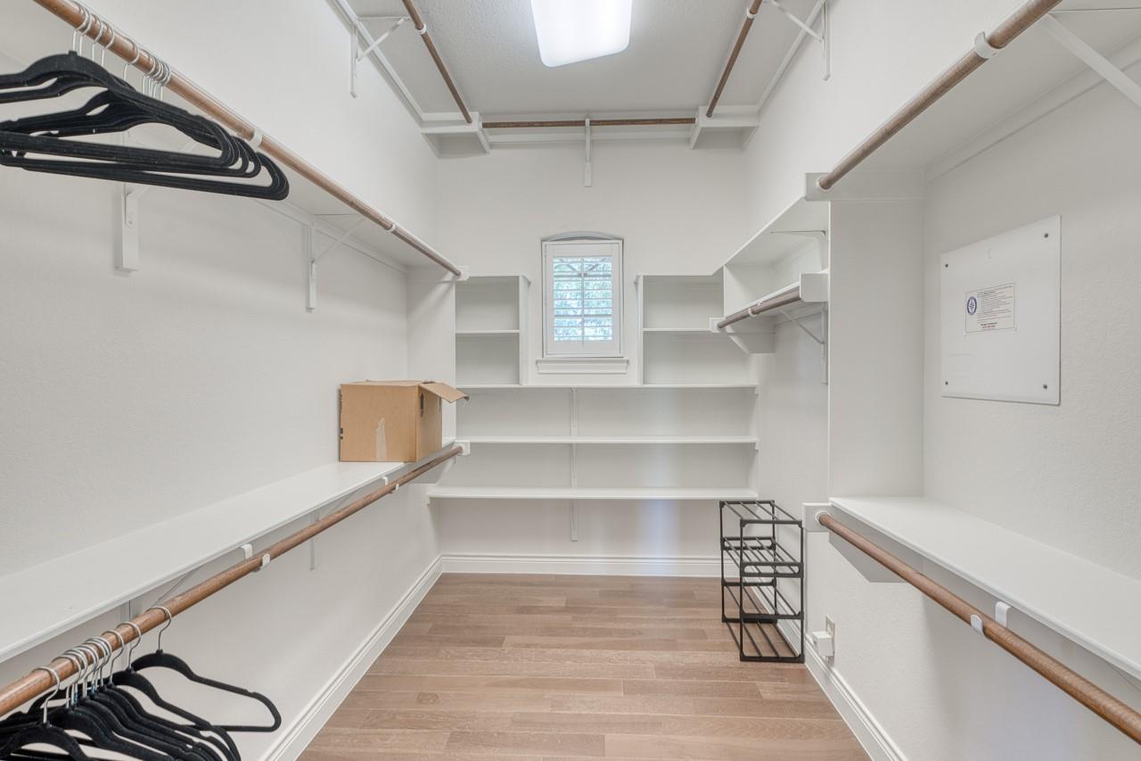 505 Flintstone, Horseshoe Bay, TX 78657