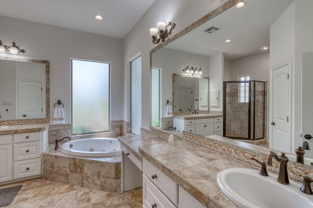 505 Flintstone, Horseshoe Bay, TX 78657