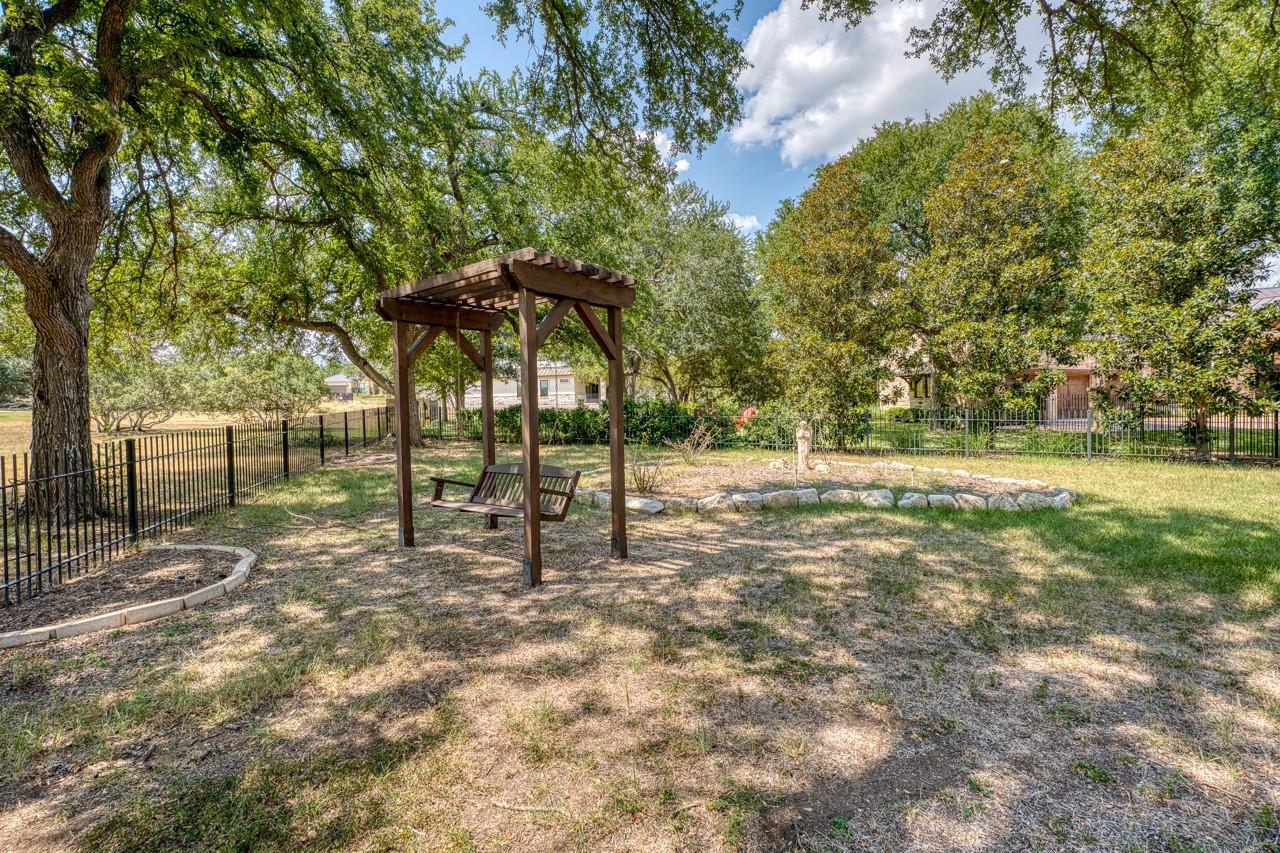 505 Flintstone, Horseshoe Bay, TX 78657