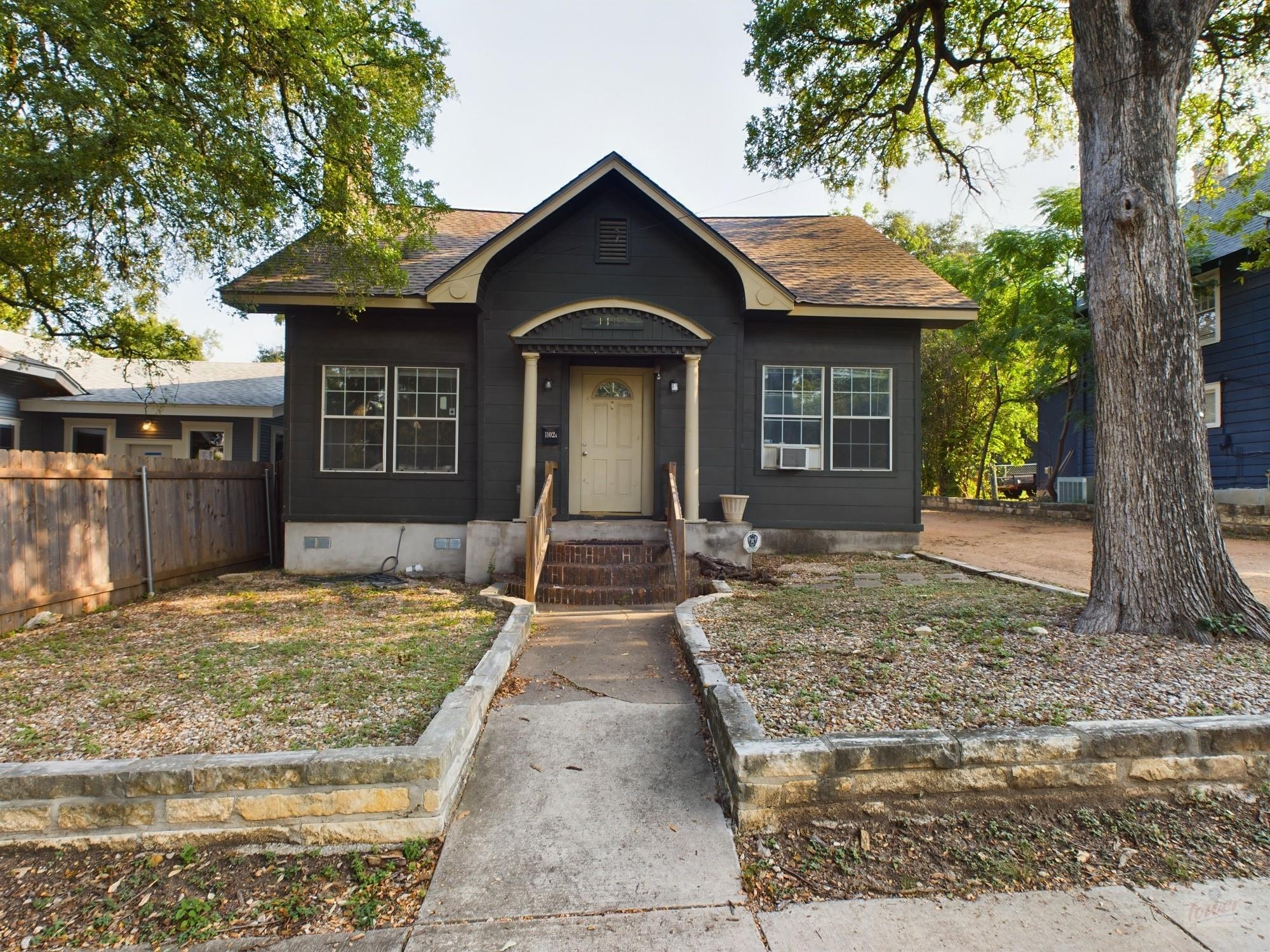 1102 W 22nd St, Austin, TX 78705